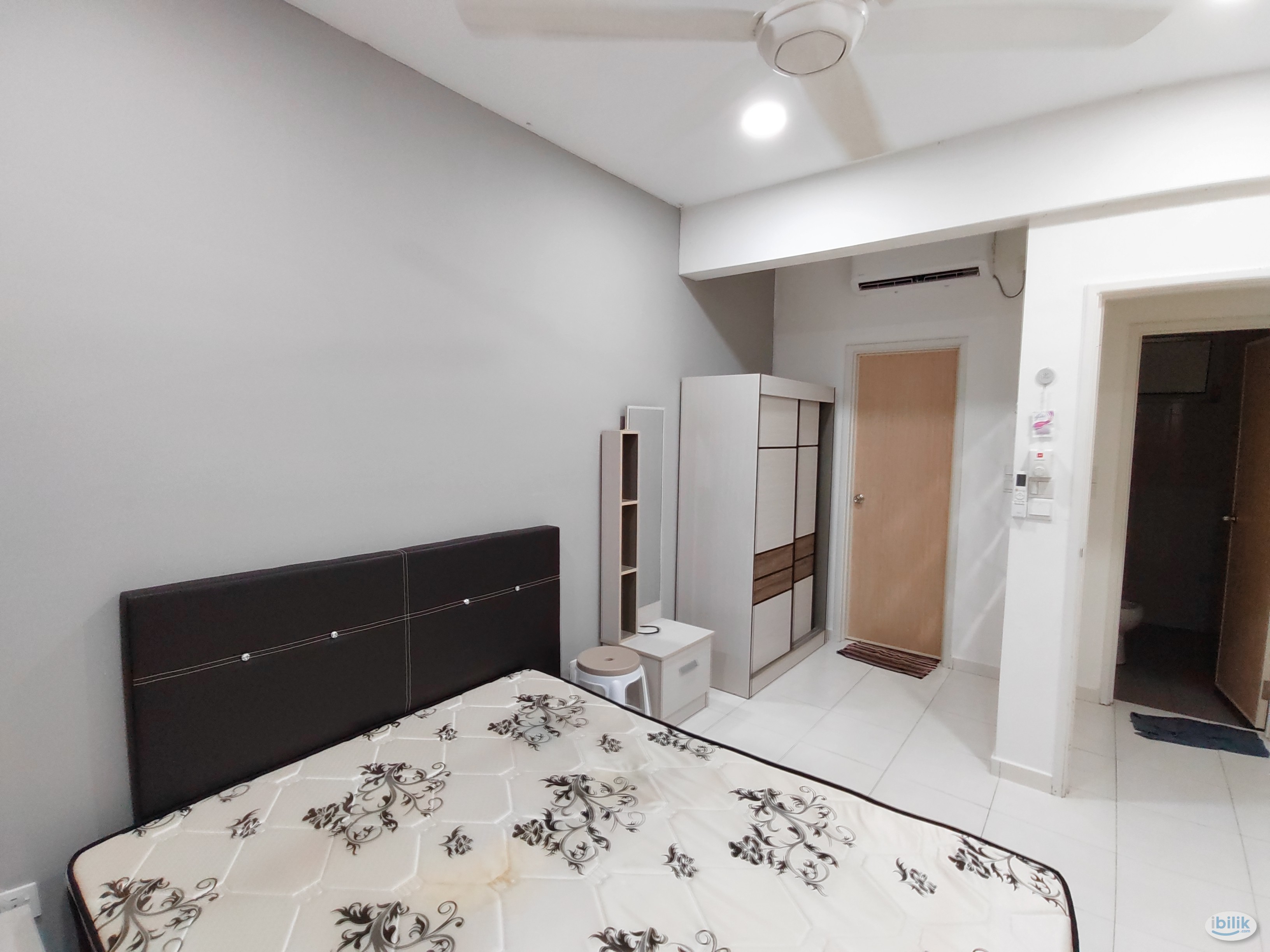 i-Santorini Aircond Furnished Middle Room included utilities share bathroom MIX GENDER - Image 2