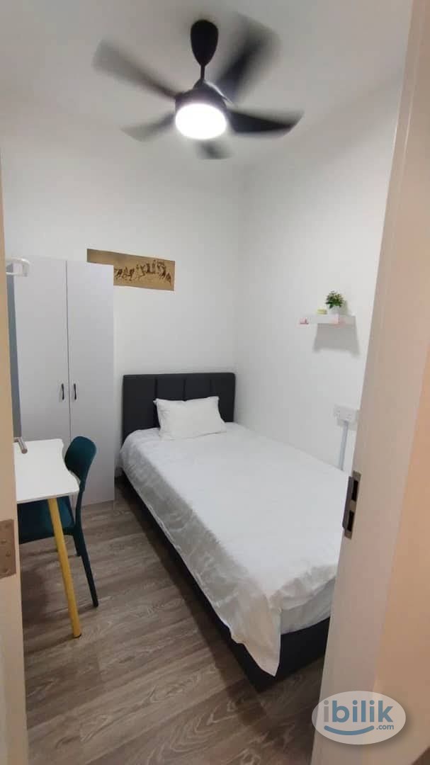 🧸 Cozy & Comfortable Private Room at United Point Residence 🏊 - Image 1