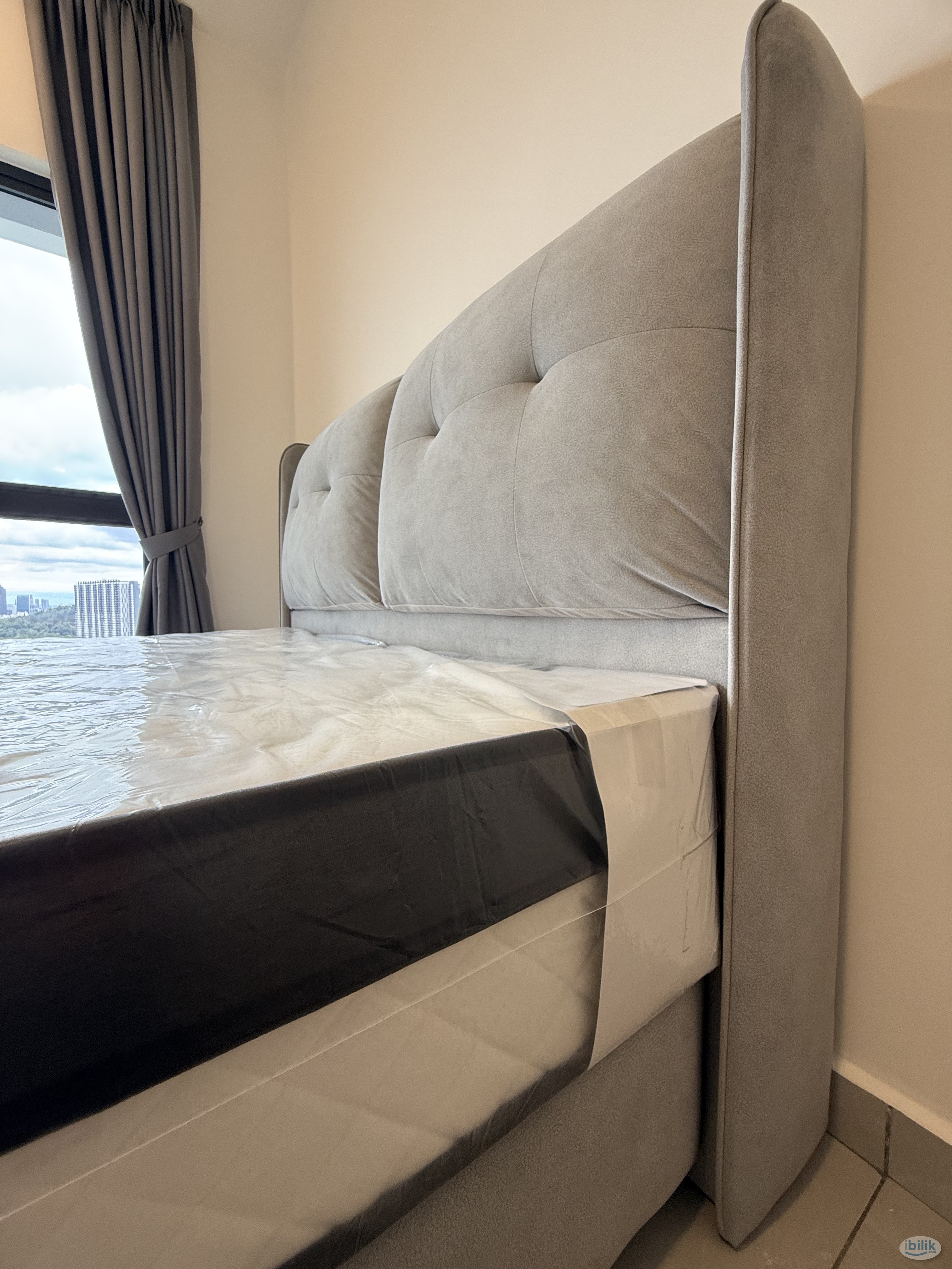 Master Room at D'IVO Residences by EXSIM, Old Klang Road - Image 3