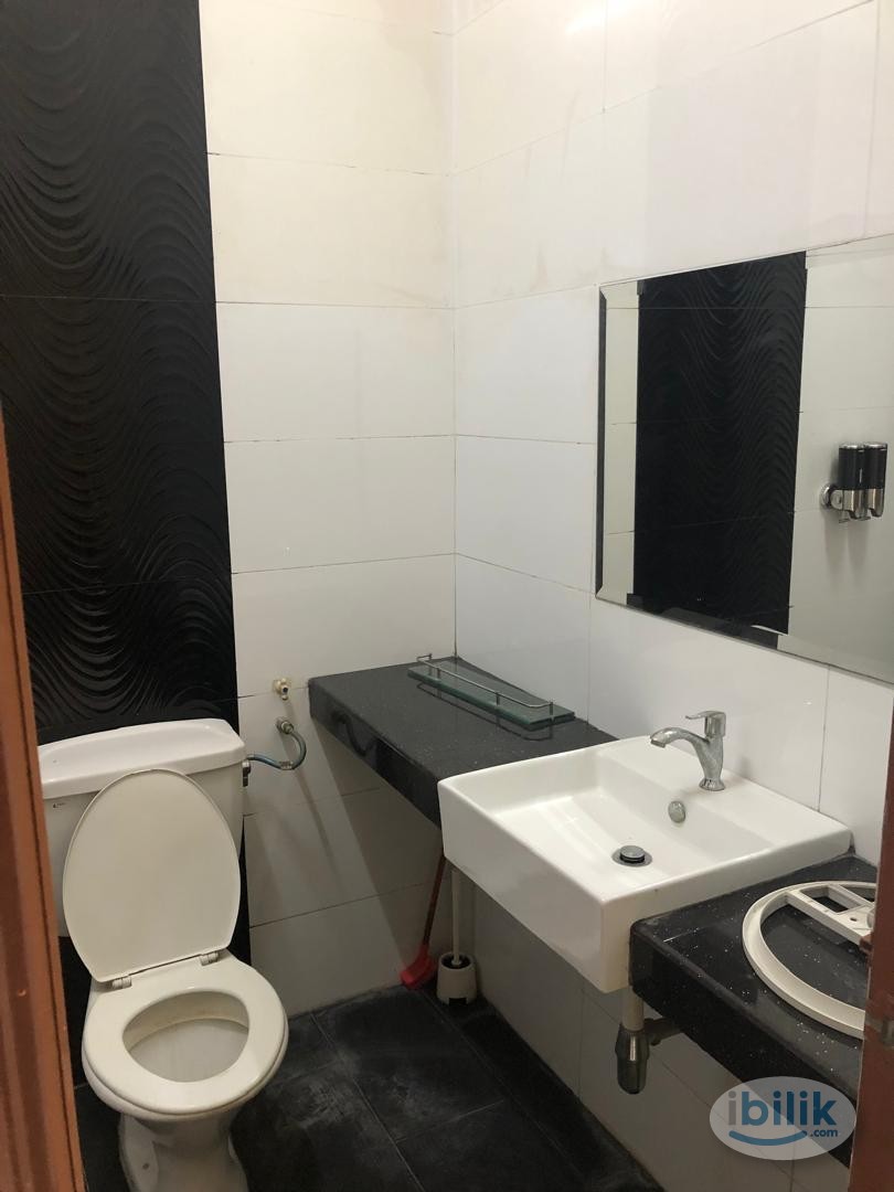 (Female only) master bedroom attach bathroom  near uitm puncak alam - Image 4