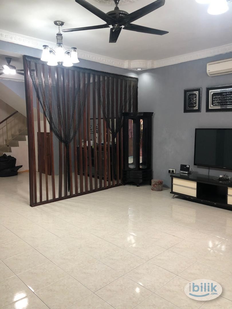 (Female only) master bedroom attach bathroom  near uitm puncak alam - Image 3