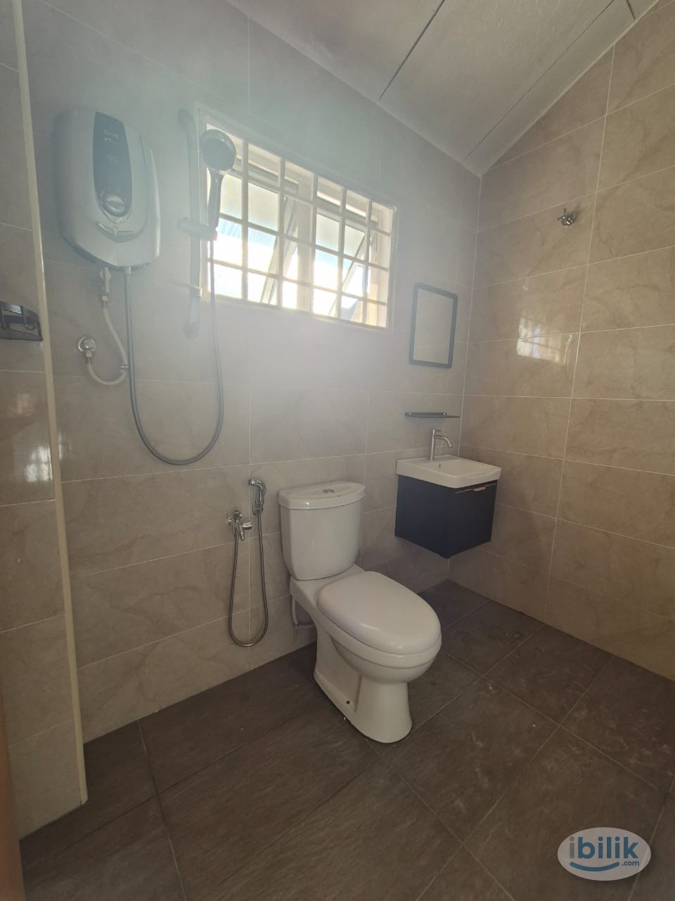 Single male room - Image 3