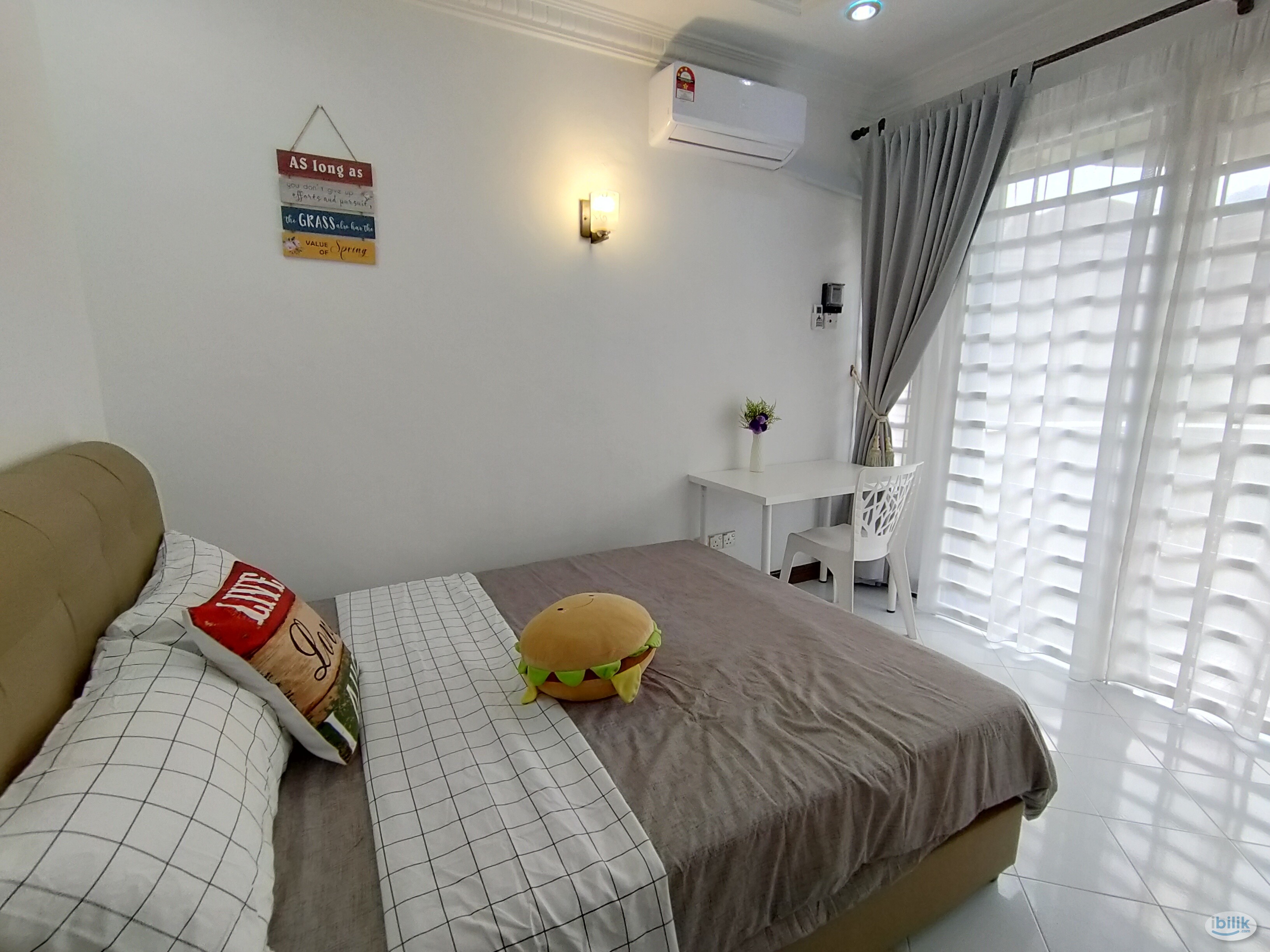 Looking for Female Tenant !!! Middle Room with Balcony at Sri York Condo, Penang - Image 2