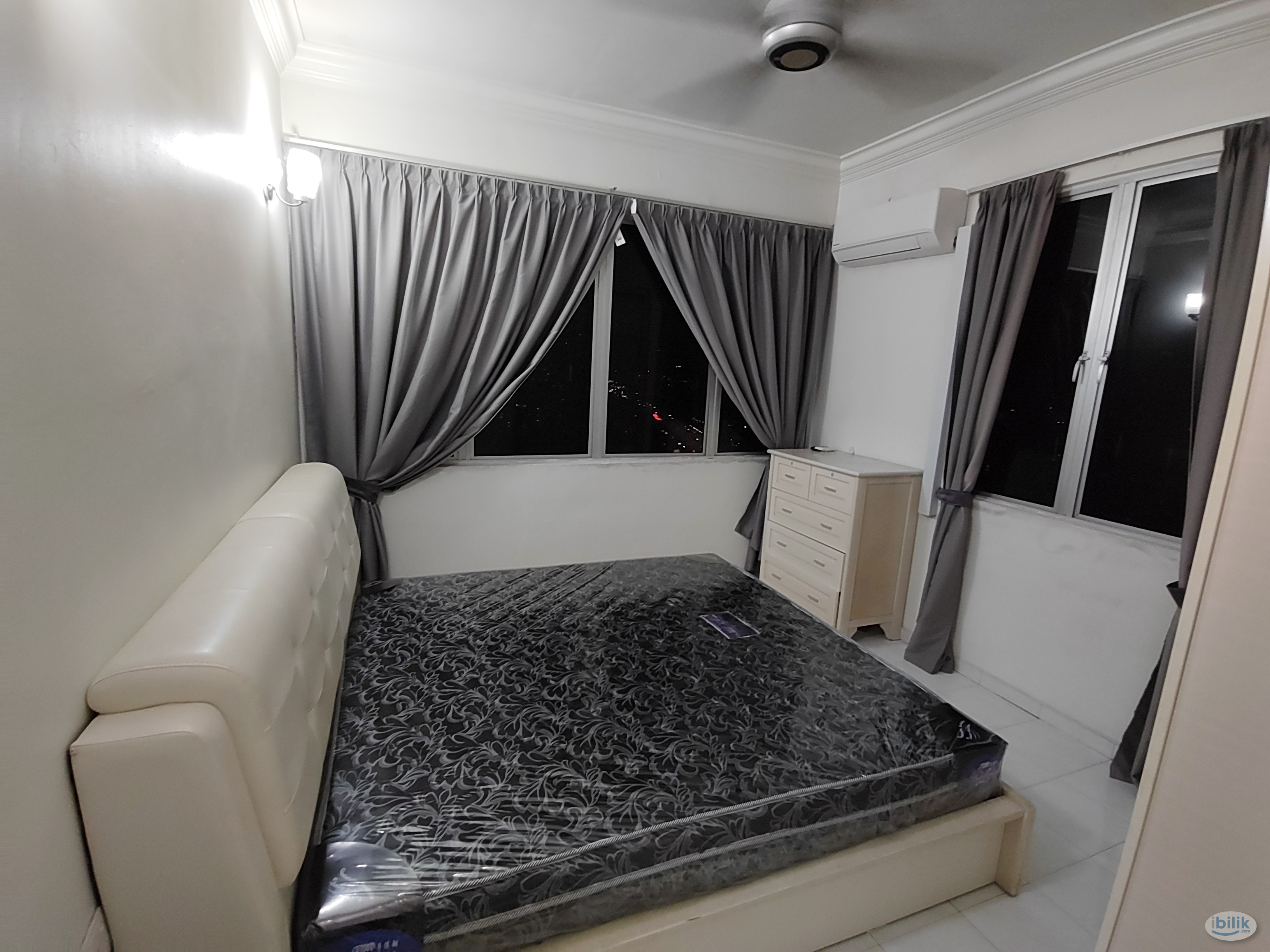 Npark Furnished Master room Private bathroom included utilities - Image 2
