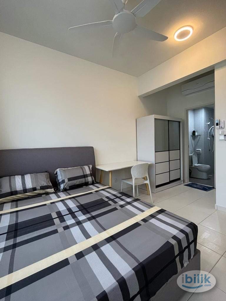 Master Room at I-Santorini, Tanjung Tokong - Image 1
