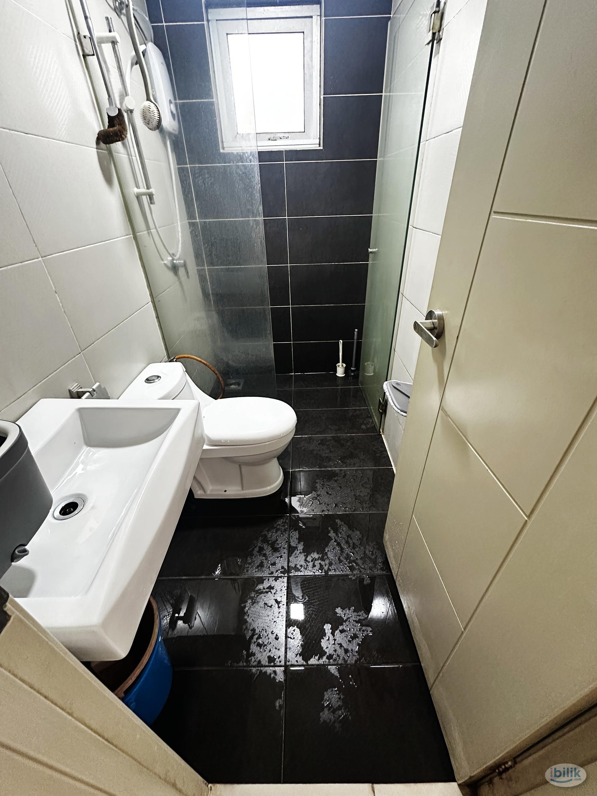 Single Room at Anyaman Residence, Sungai Besi - Image 3