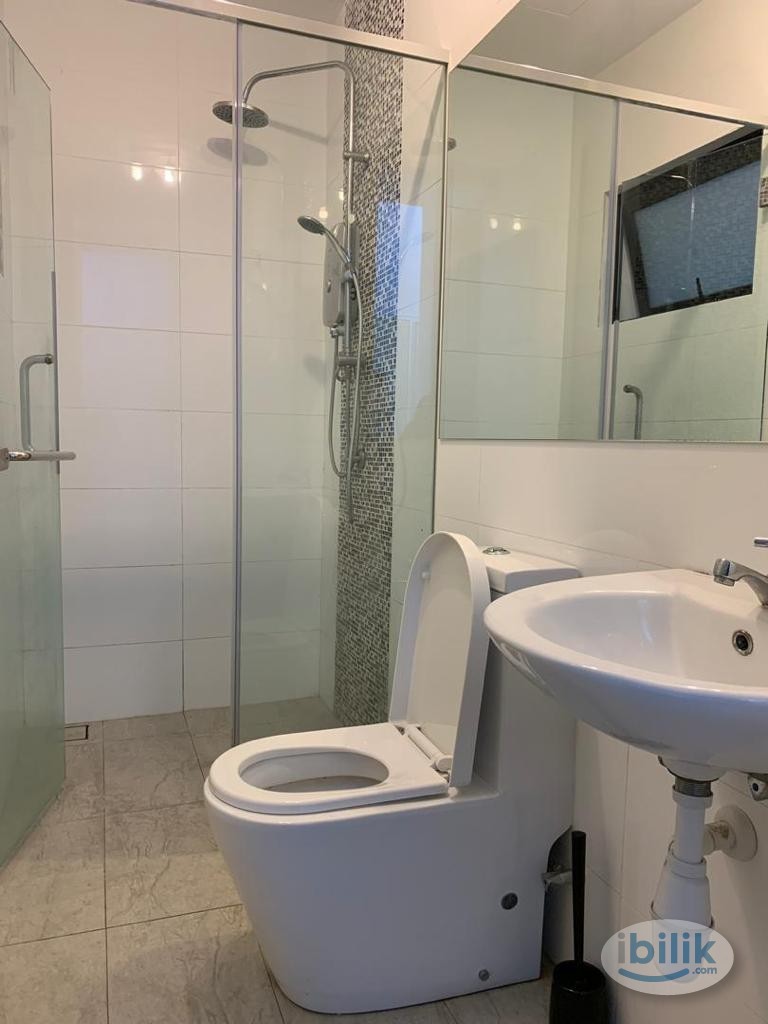 Fully Furnished with WiFi, AC, Single Room for RENT at Taman Mas Sepang, Puchong - Image 4