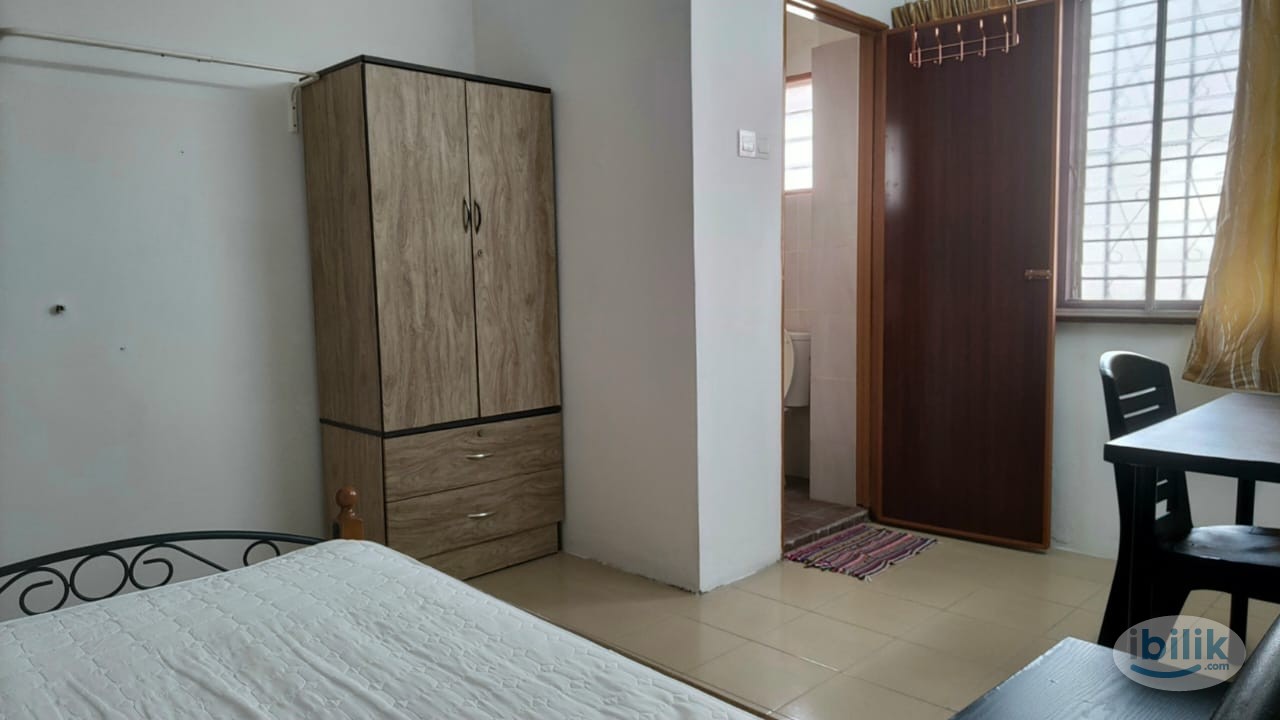 SS15 house facing Subang Jaya LRT / KTM station – own bath, furnished room posted by owner - Image 2