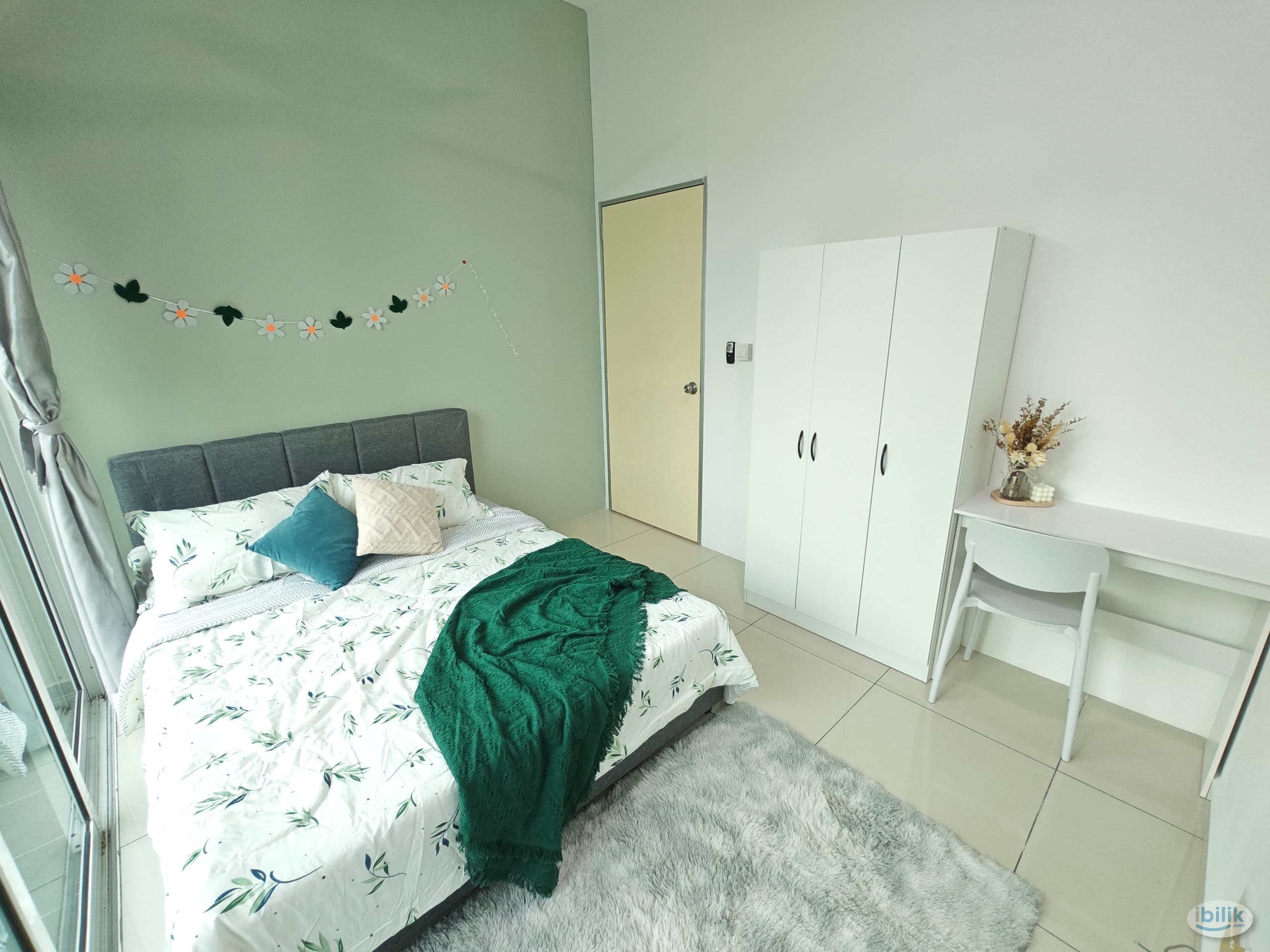 [Female unit] Ready to Move in Balcony Room at Bayan Lepas, Penang - Image 2