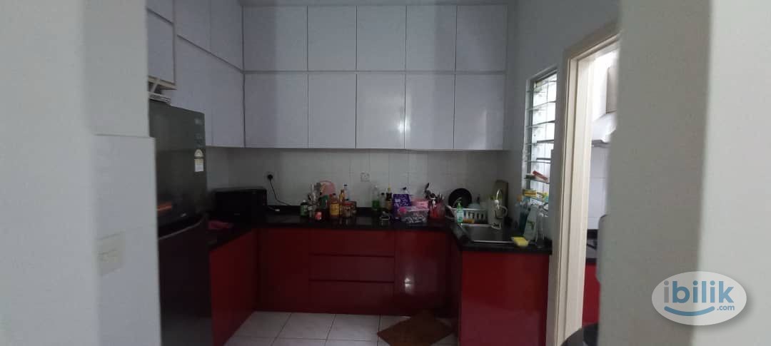 Seri Maya Master Room Mixed Gender Unit min walking distance to LRT Setiawangsa - Image 2