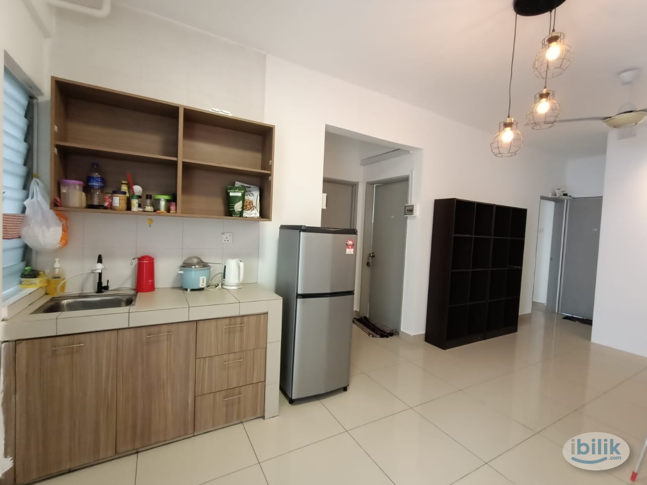 Single Room With Window and Air Cond! at Casa Residenza, Kota Damansara - Image 4