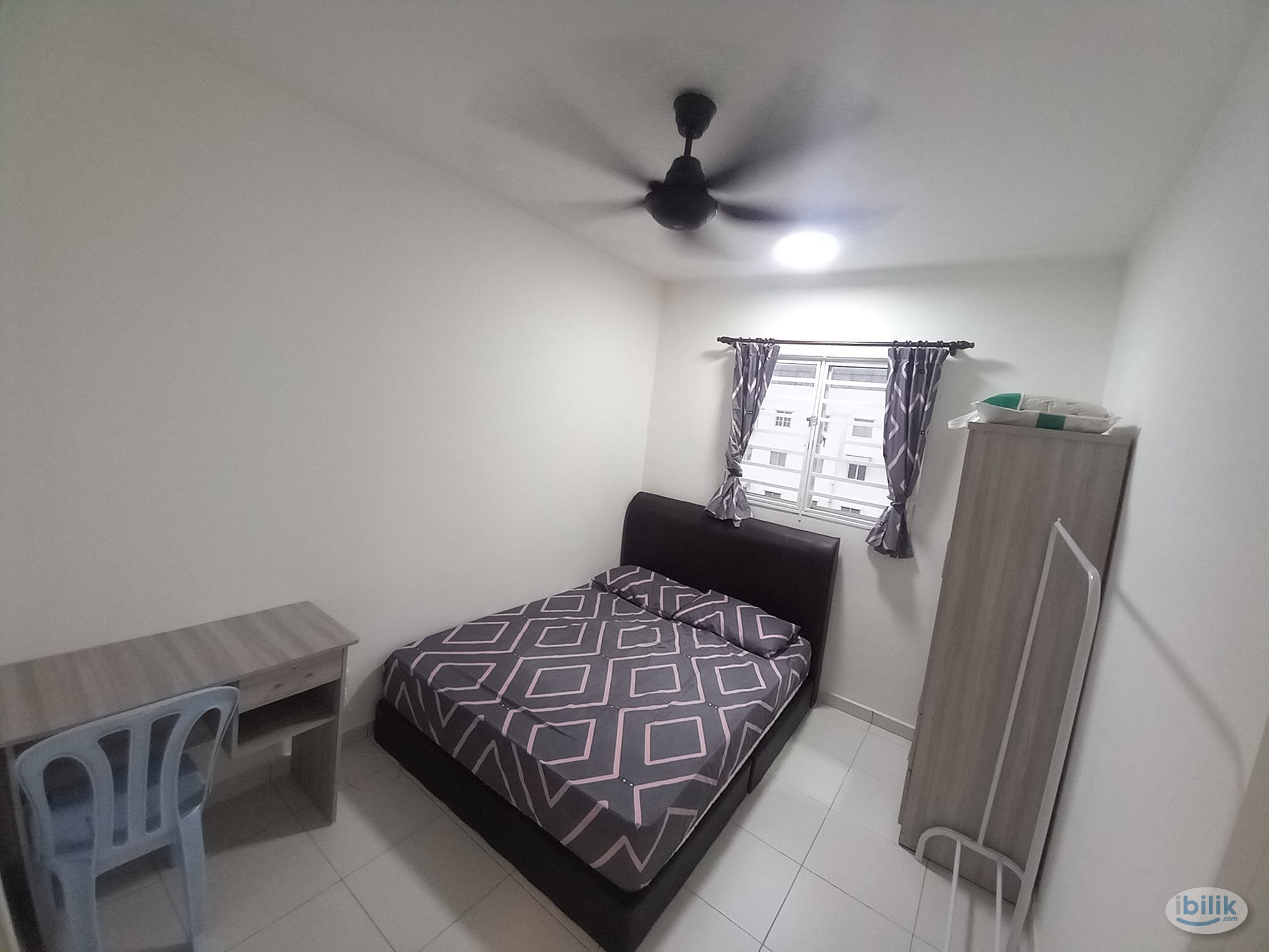 Middle Room at Idaman Selasih, Sungai Ara - Image 5