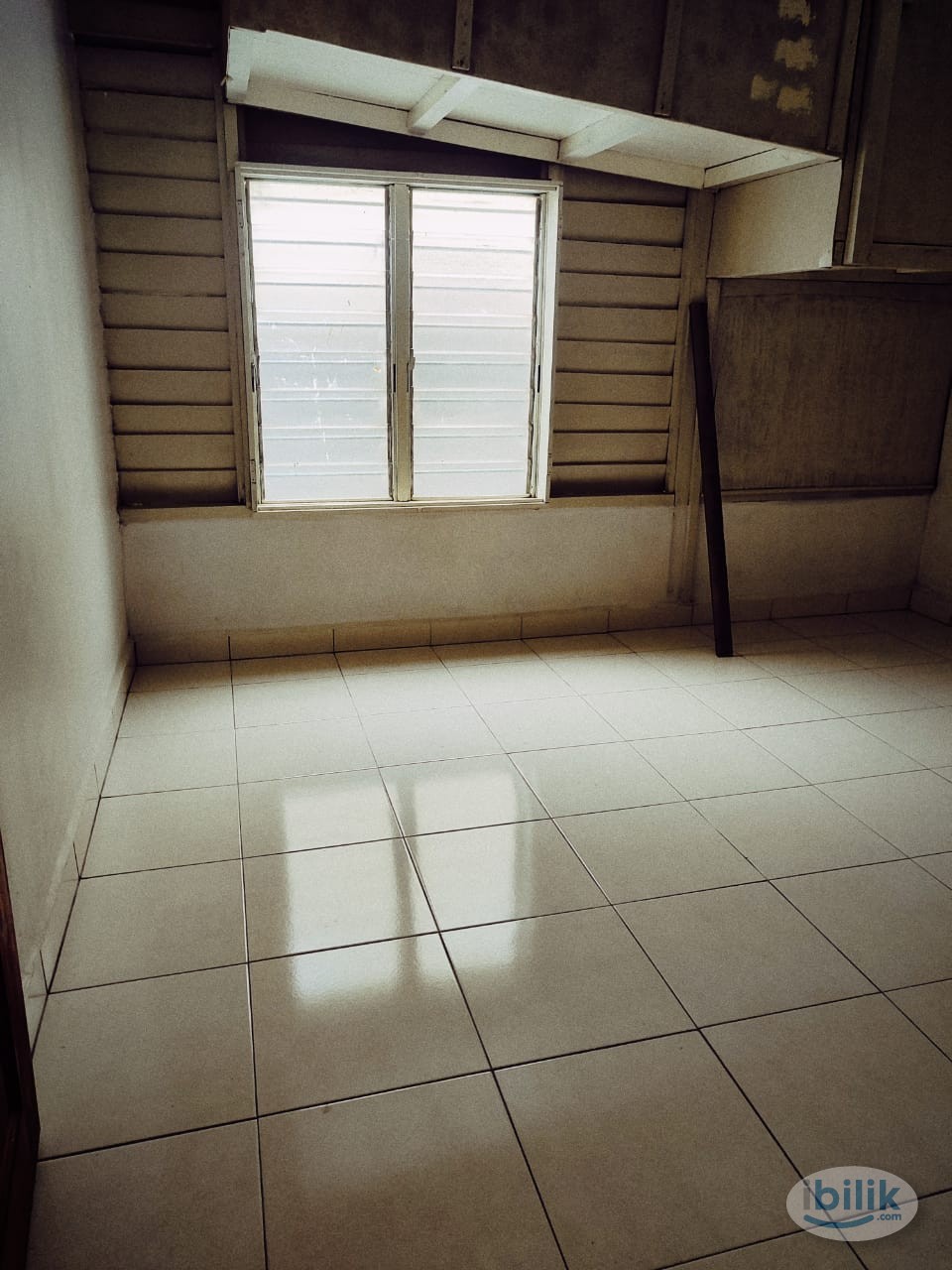 Middle Room at Segamat, Johor - Image 2