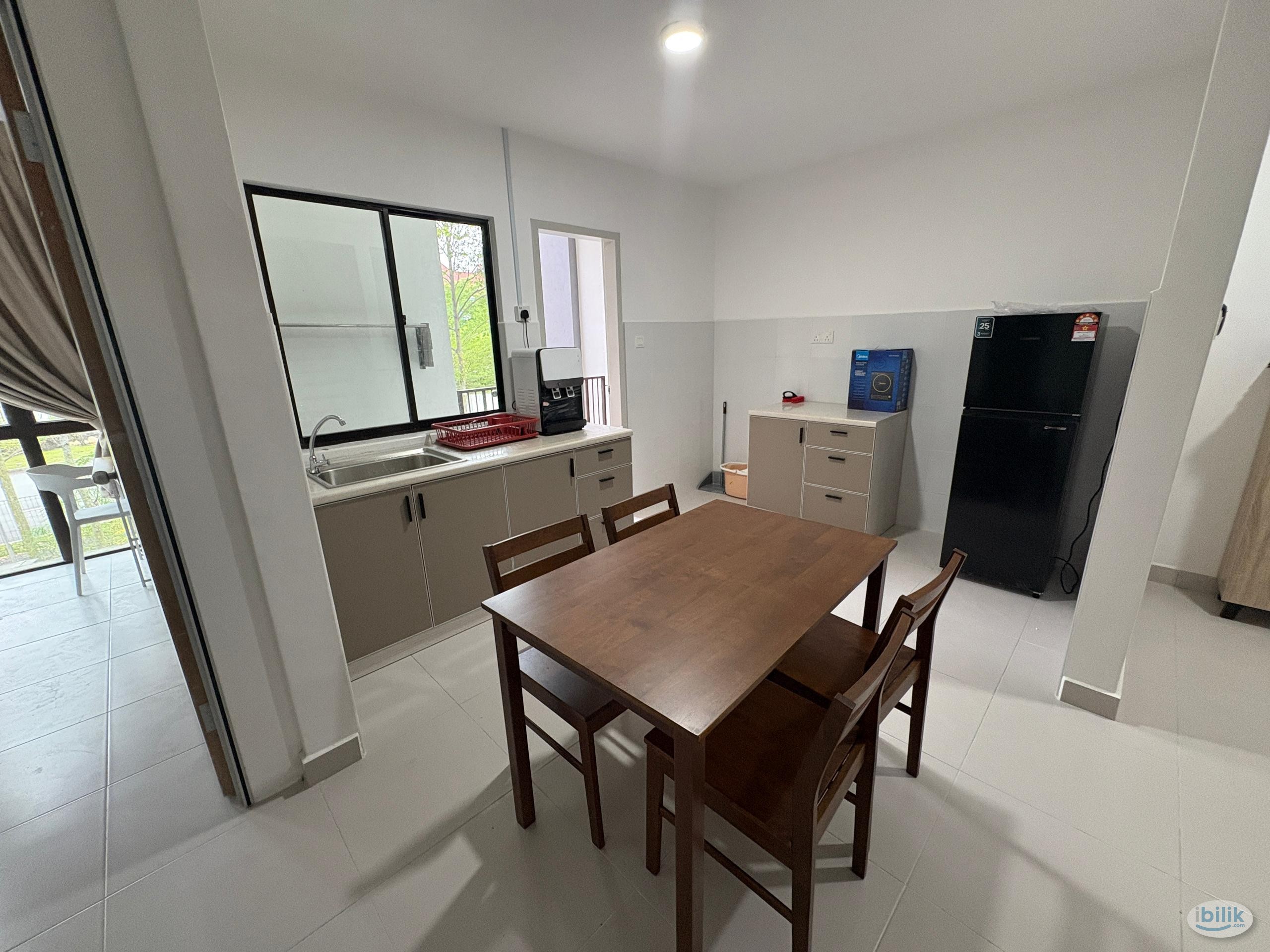 Master Room at Kota Seriemas, Nilai - Image 2