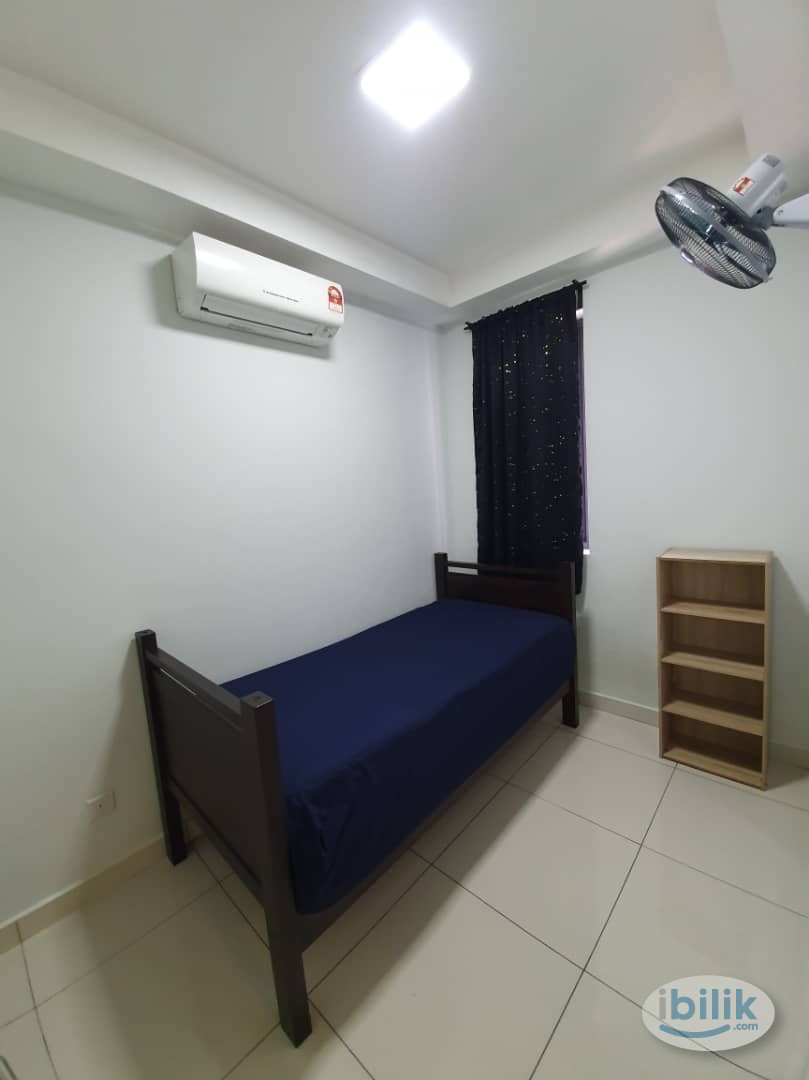Single furnished Male Room Behind Giant MRT2 - Image 2