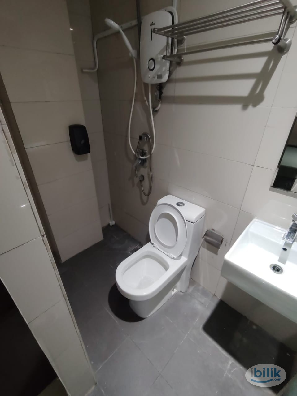 😍ZERO DEPOSIT⚡️IMMIEDIEATLY MOVE IN🕺🏻NEAR PUBLIC TRANSPORT - Image 2