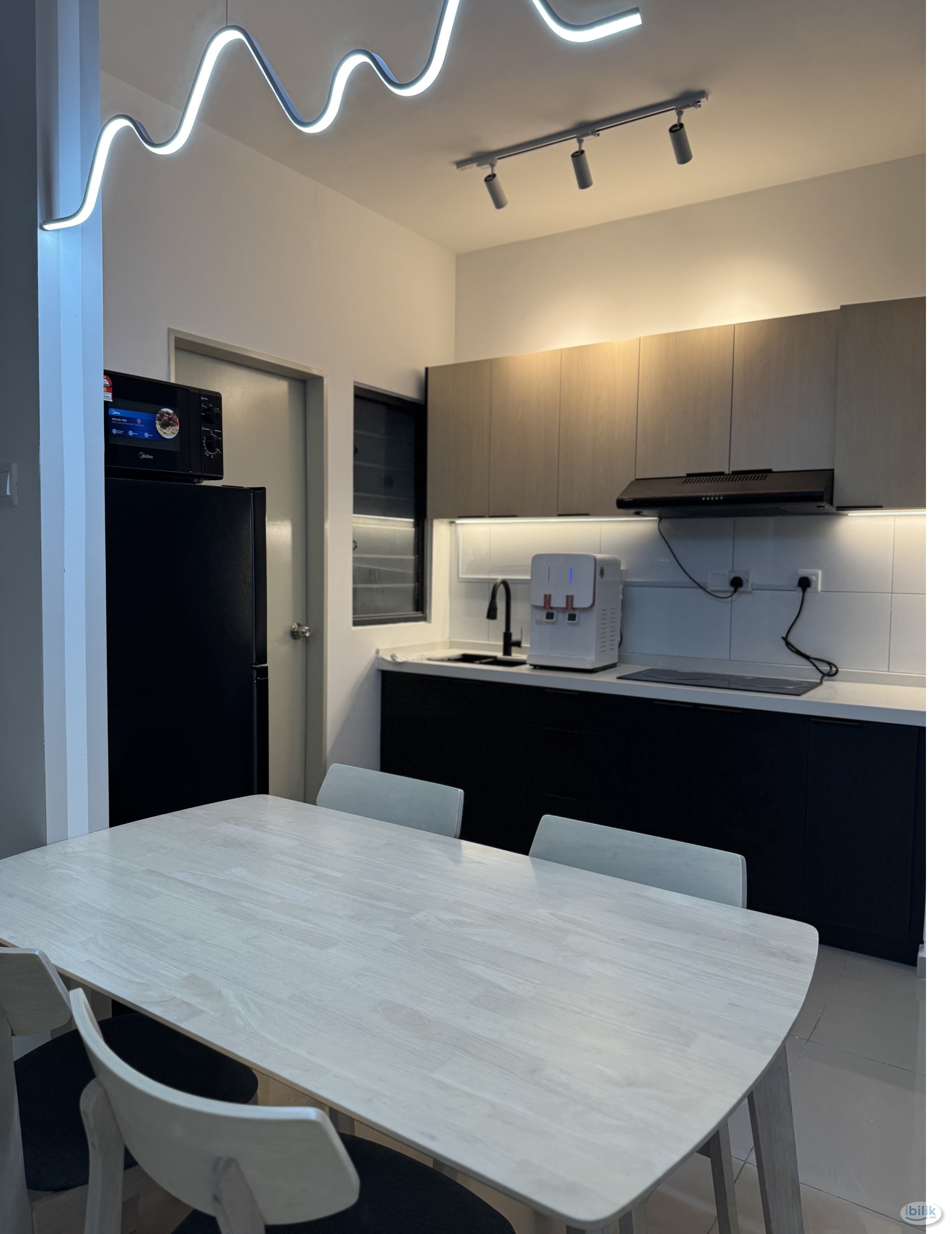 Middle Room at Metro Cheras, Cheras - Image 2