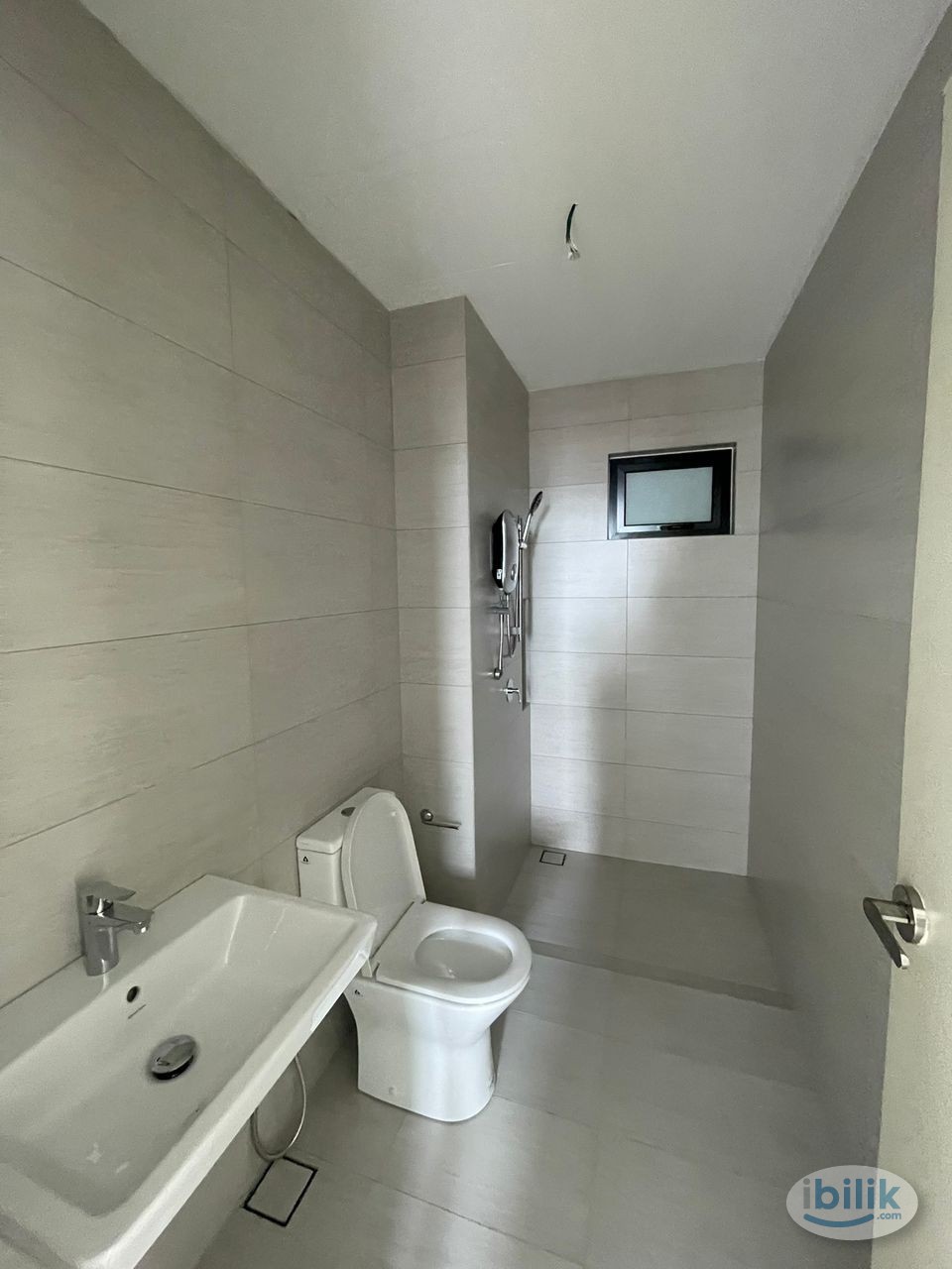 Middle Room at M LUNA / M-LUNA Residence, Kepong - Image 4