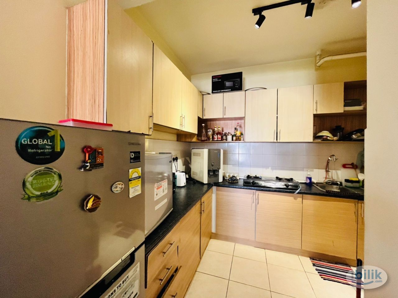 CLEAN FEMALE ROOM - Image 2
