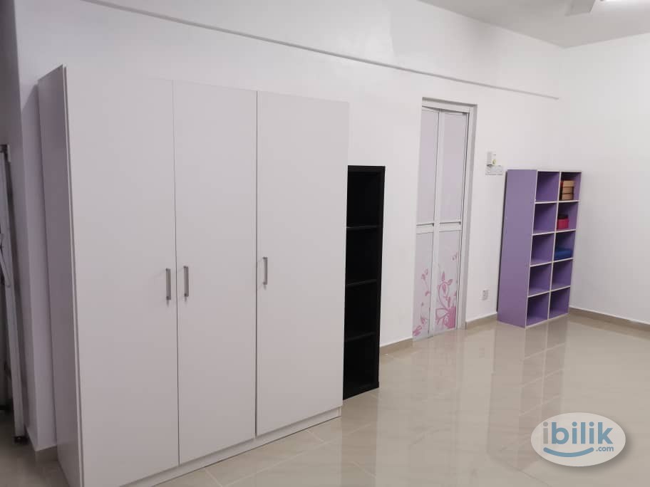 Master Room with New Renovated with New Floor Tile & Fully Furnished (Low Density) - Image 1