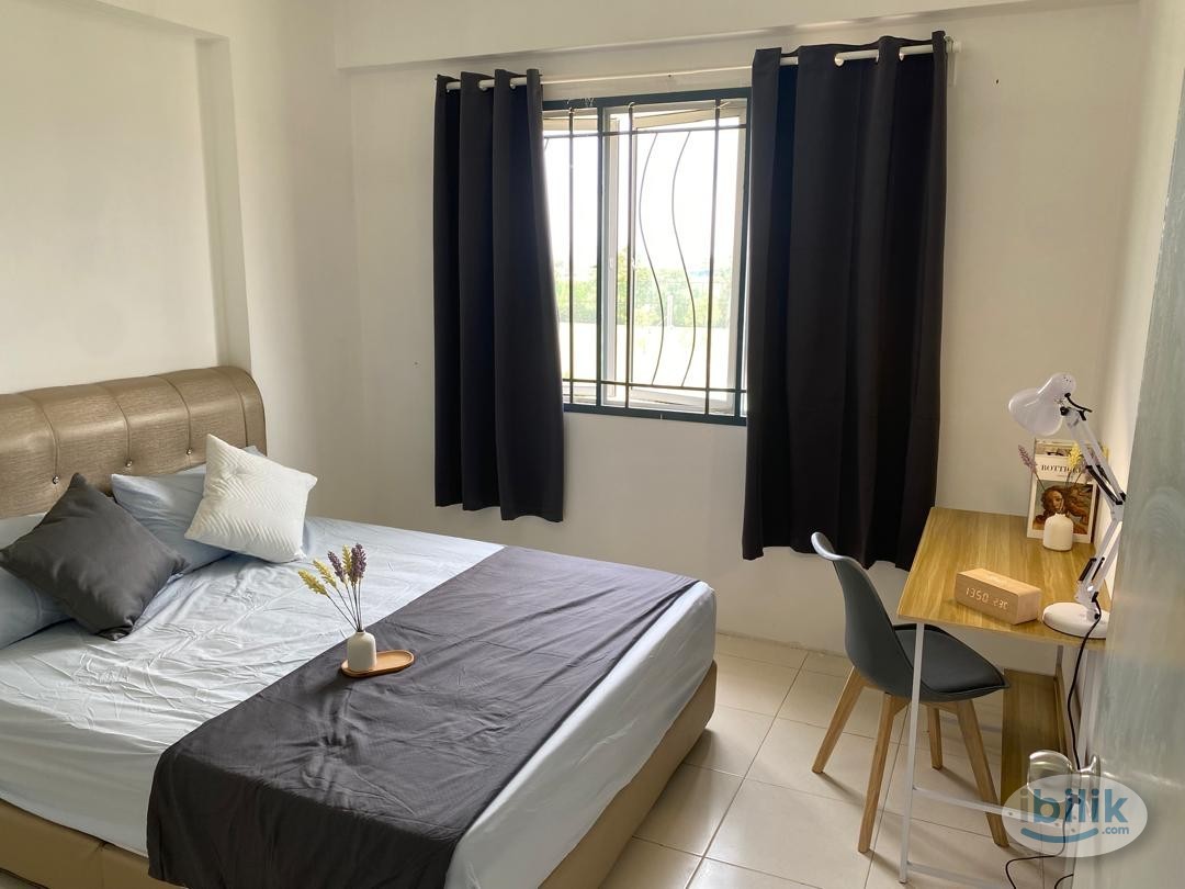 Master Room at Batu Kawan, Seberang Perai - Image 2