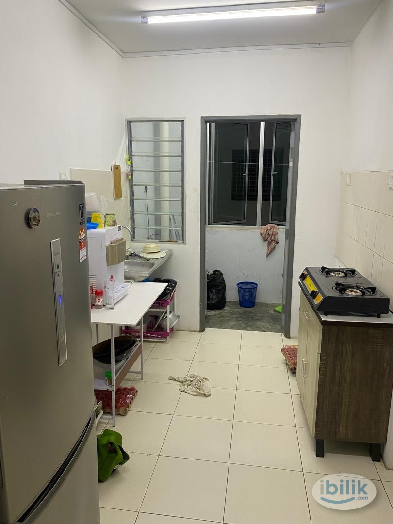 Master Room at Batu Kawan, Seberang Perai - Image 4