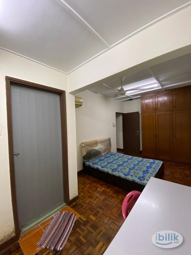 Master Room at SS24 Petaling Jaya, Selangor - Image 2