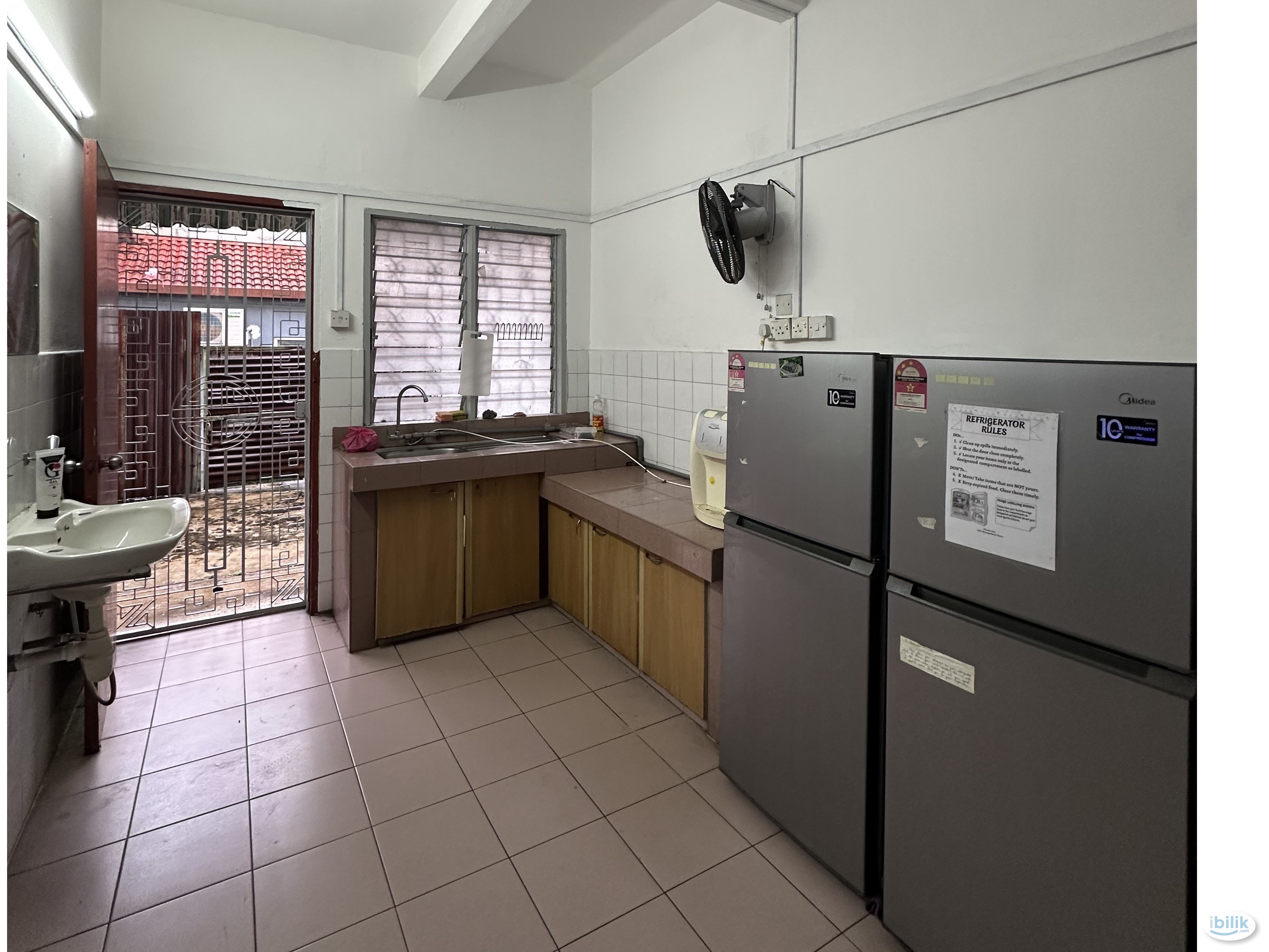 🤑AFFORDABLE ROOM WALKING DISTANCE TO LRT TAMAN BAHAGIA ‼️🚊MOVE IN IMMEDIATELY WITH ZERO DEPOSIT ☀️ - Image 2