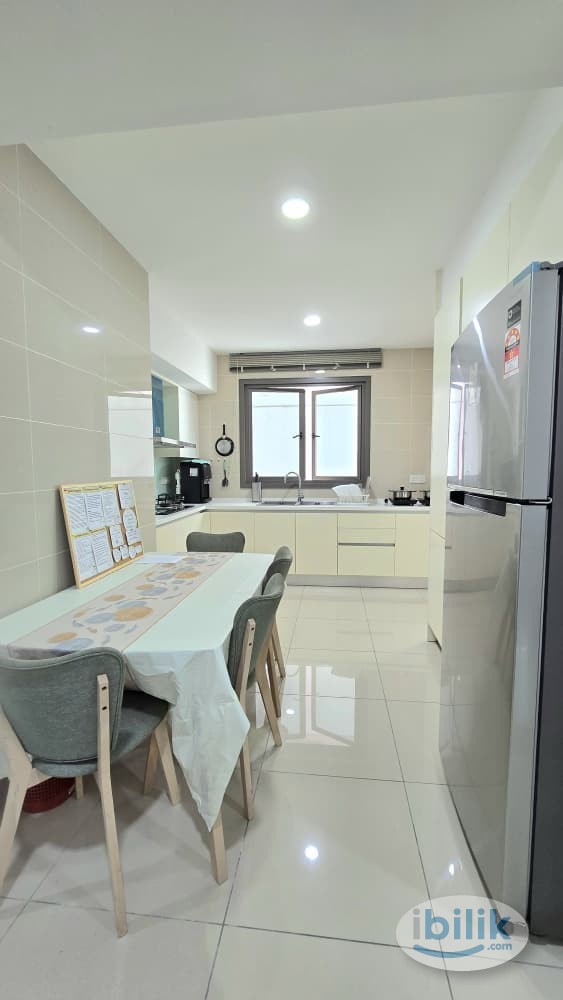 Iskandar Residences @ Medini | Master Room | Bus To Tuas - Image 4