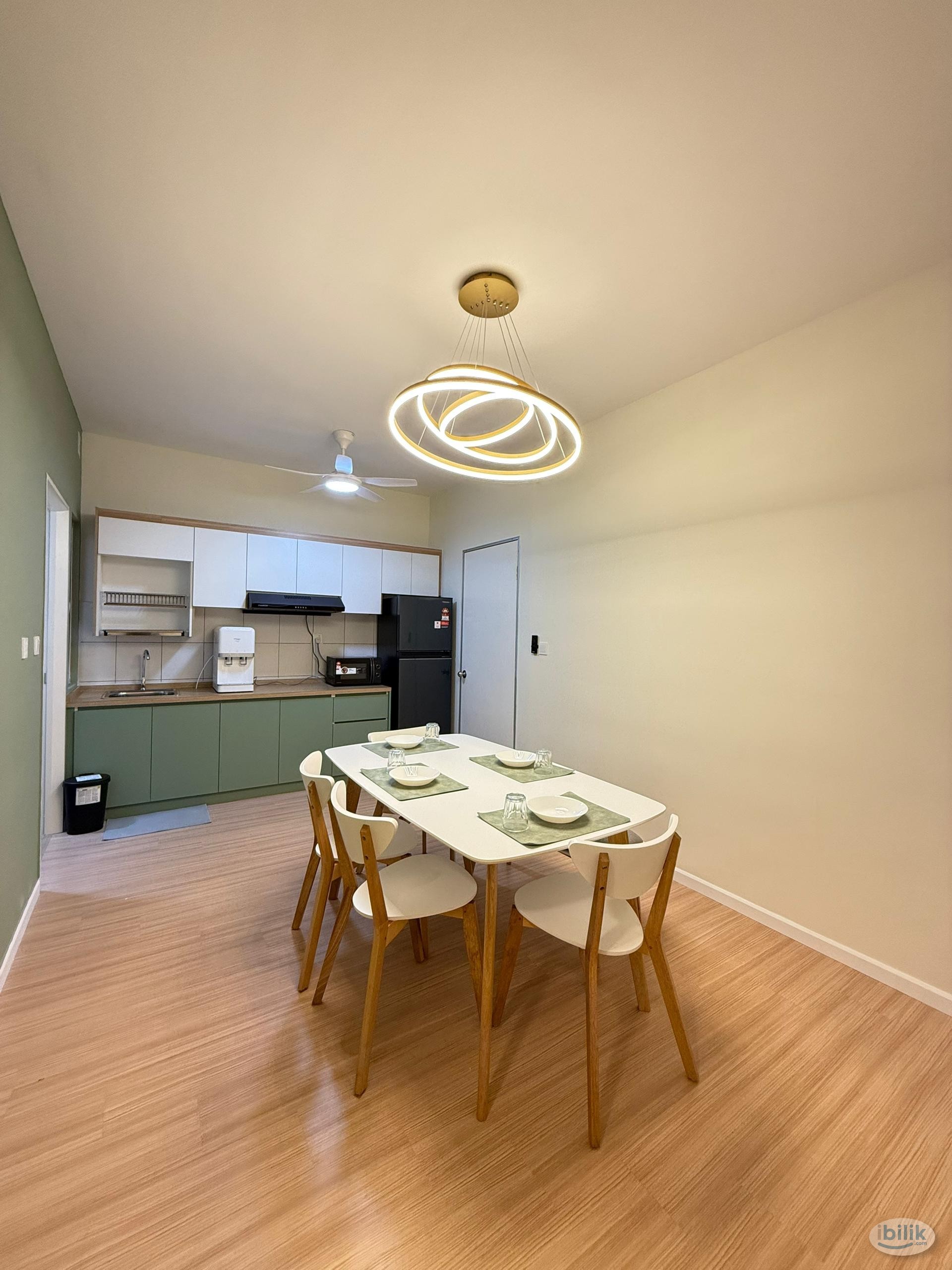 PREMIUM Master Room at Amansuri City Sentral Residence, Bandar Sri Permaisuri - Image 3