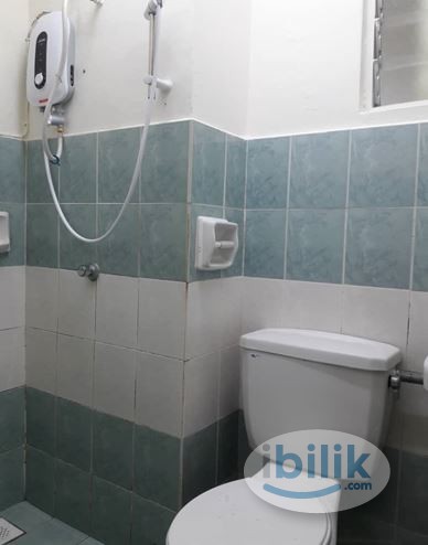 Middle Room at Setapak, Kuala Lumpur & walking distance to LRT - Image 2