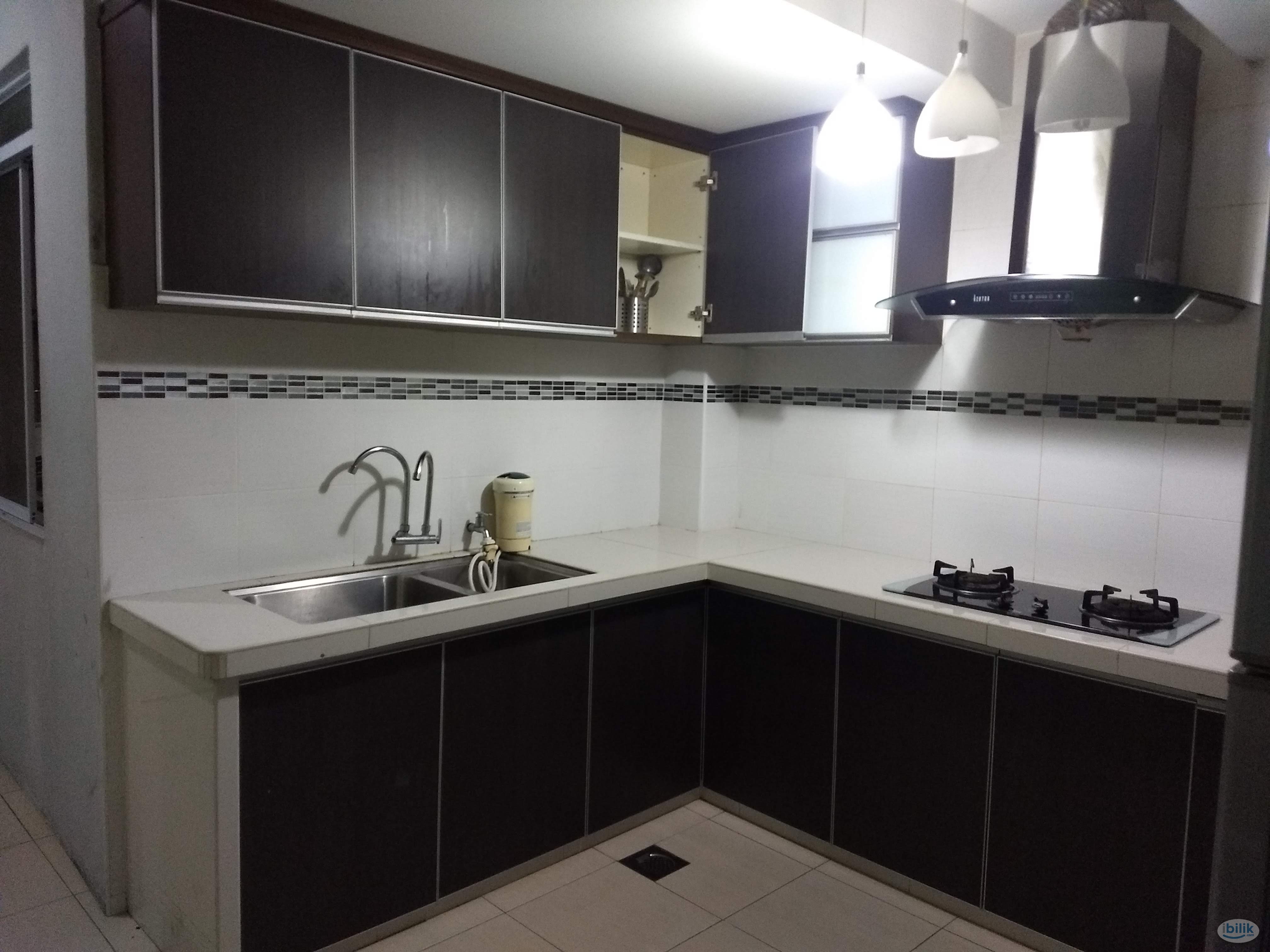 Dpiazza condo full furnished Aircond Middle Room included utilities shared bathroom MIX GENDER - Image 4