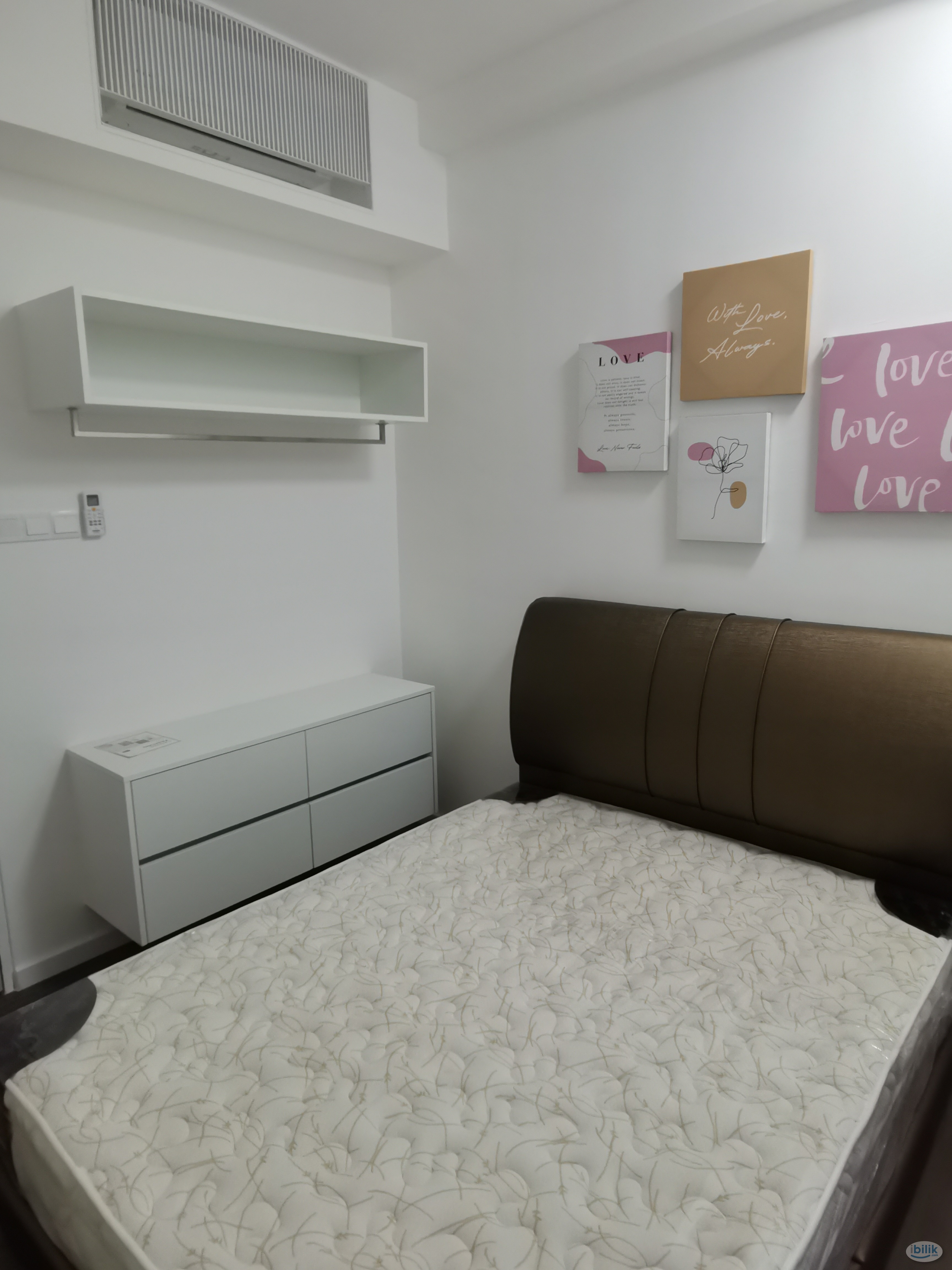 Vertu Resort Condo Aircond middle room include utilities share bathroom MIX GENDER - Image 2