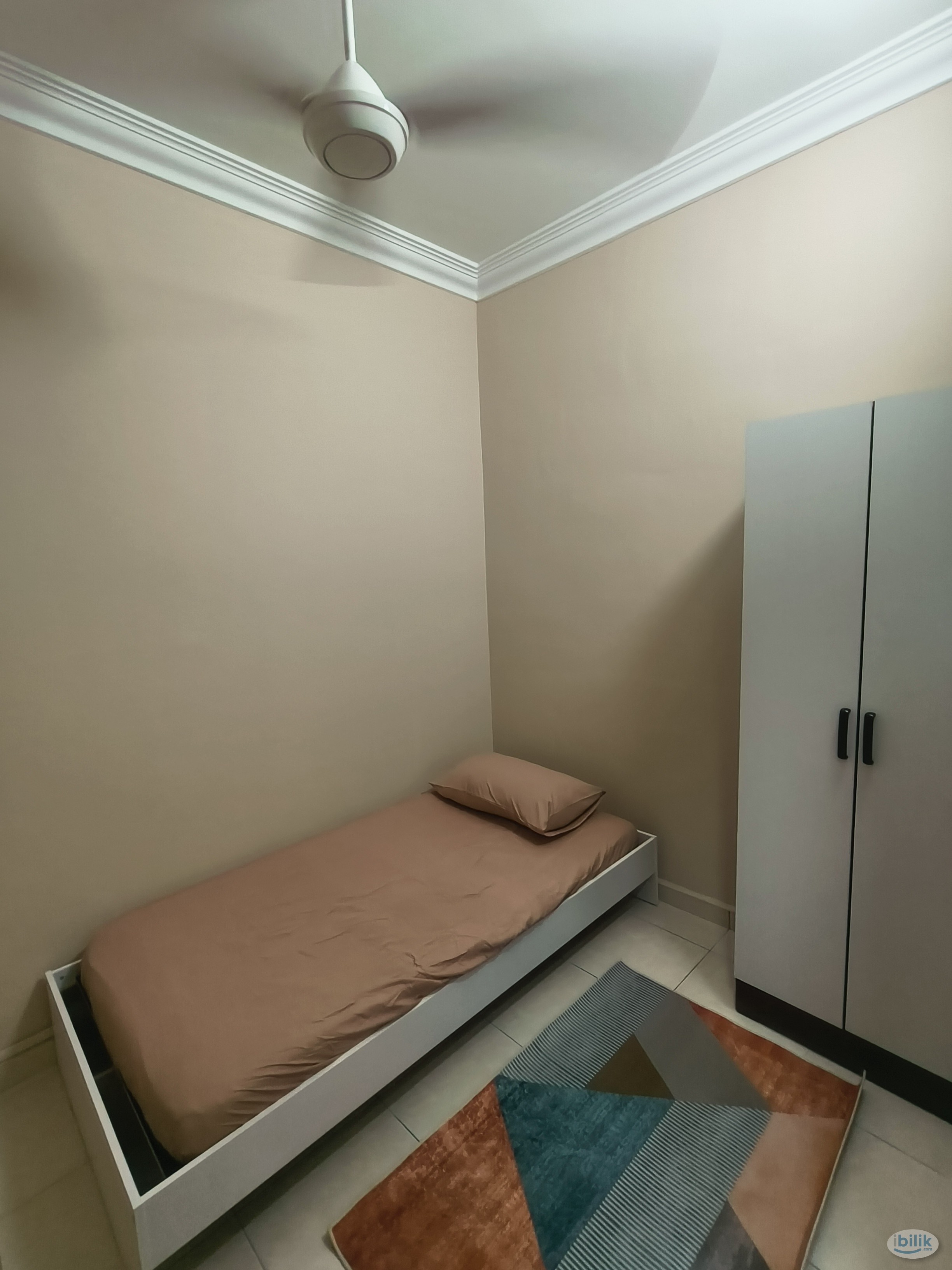 Fully Furnished Single Room - Image 1