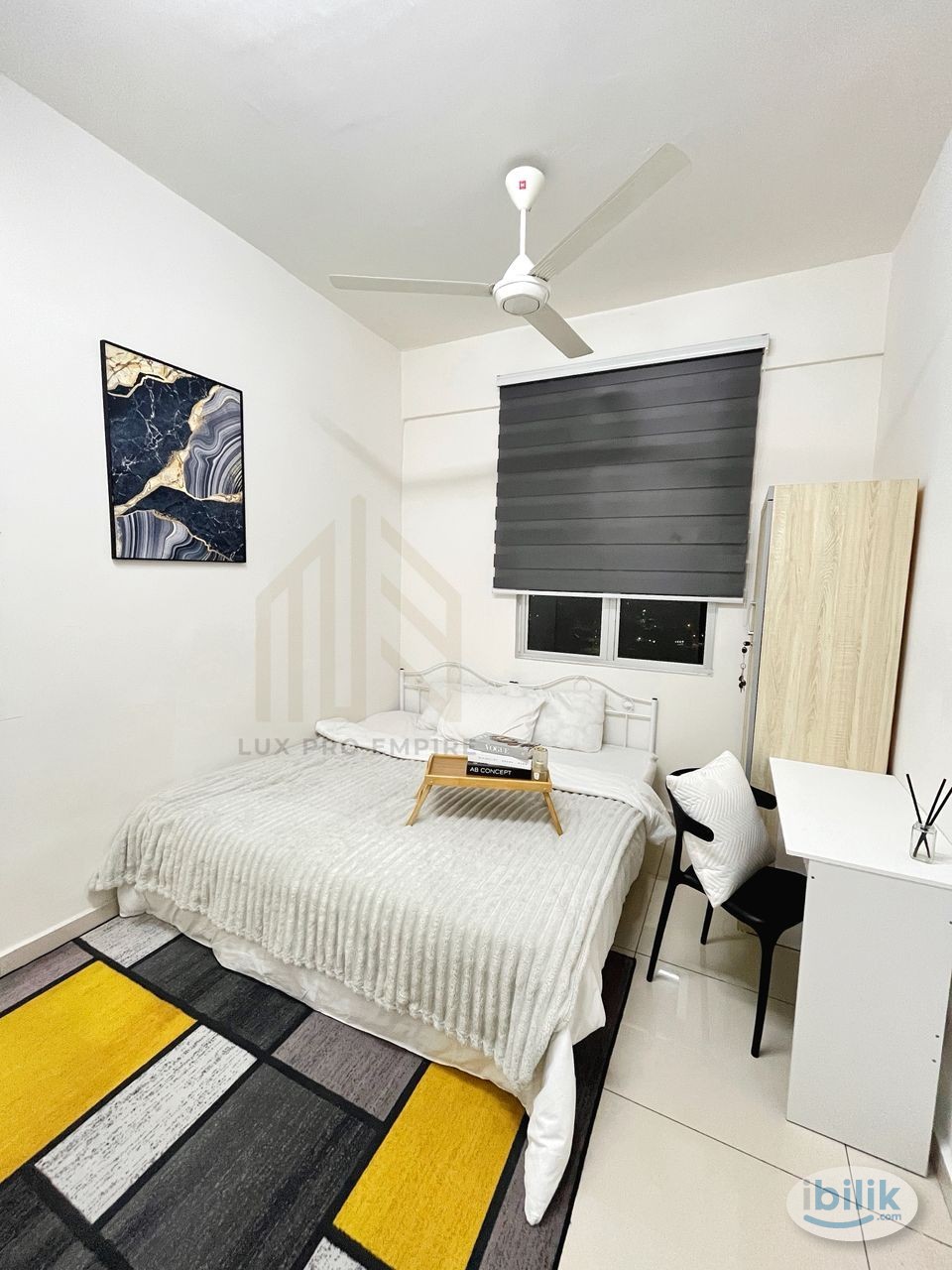 Middle Room at Ipoh, Perak - Image 2