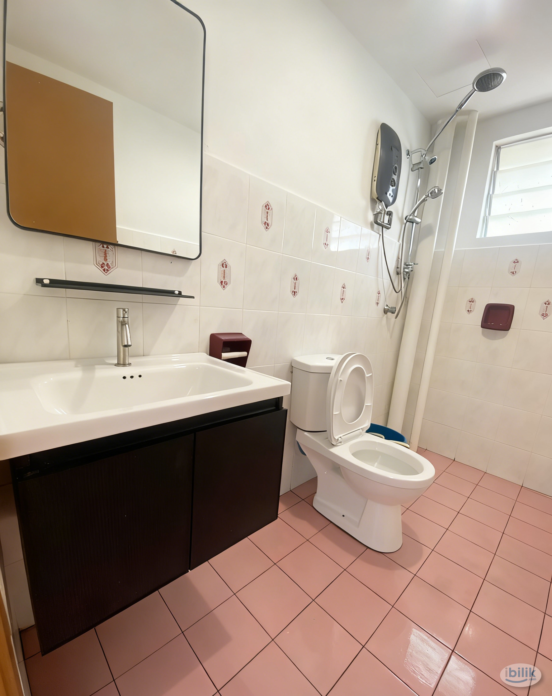 Room at Ara Damansara, Petaling Jaya 5min to Citta Maill/Evolve/Japanese School/Oasis Square/Dana 1/OASIS CORPORATE PARK - Image 3