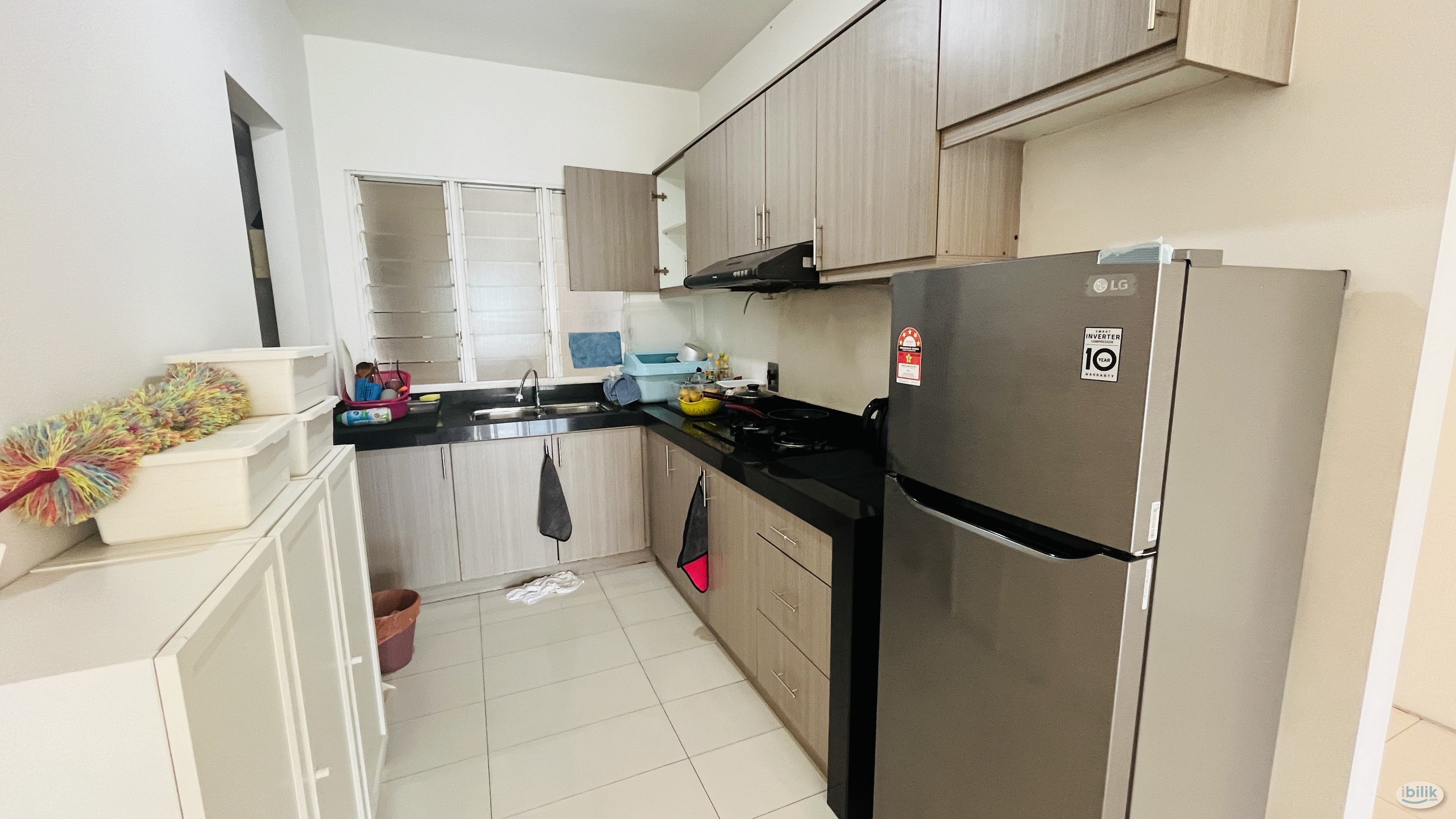Titiwangsa Sentral Condo Middle Room at Titiwangsa Sentral, Titiwangsa Mear HKL and LRT and MRT Station - Image 3