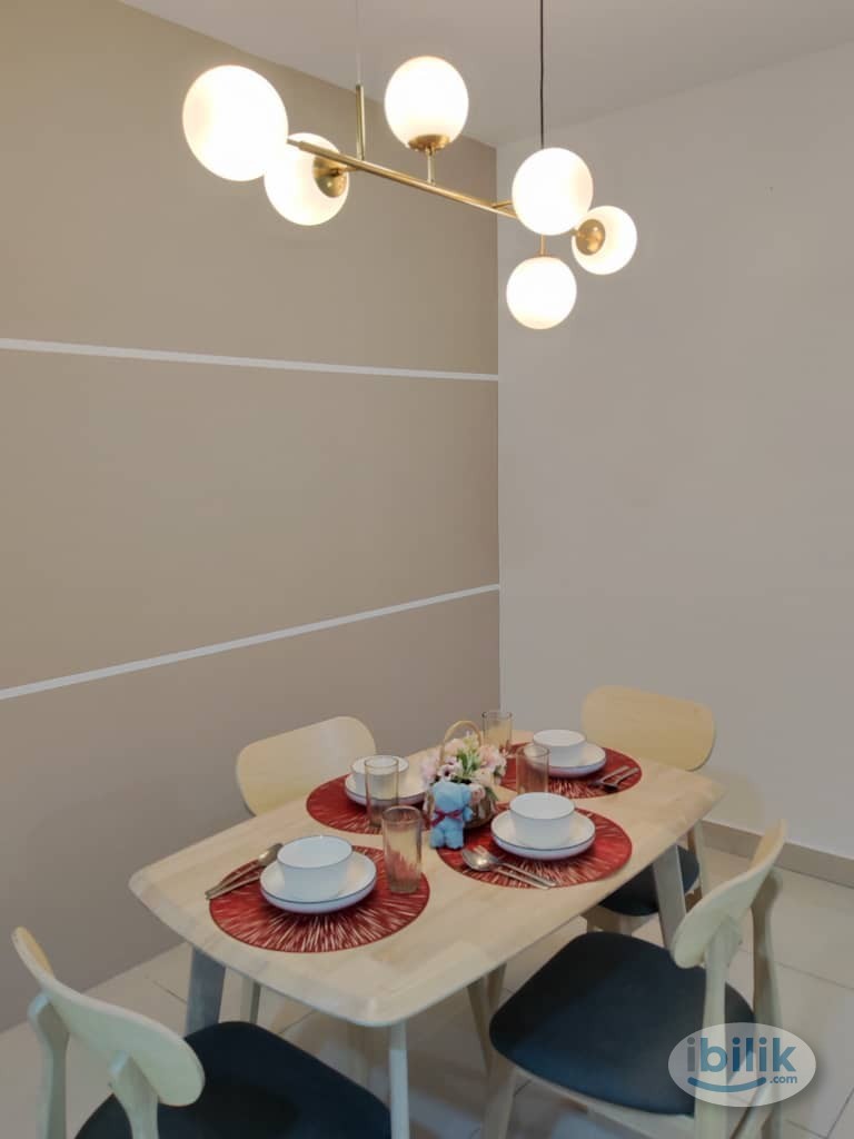 Nice Fully furnished middle room for rent near Citta Mall, LRT Ara Damansara - Image 3