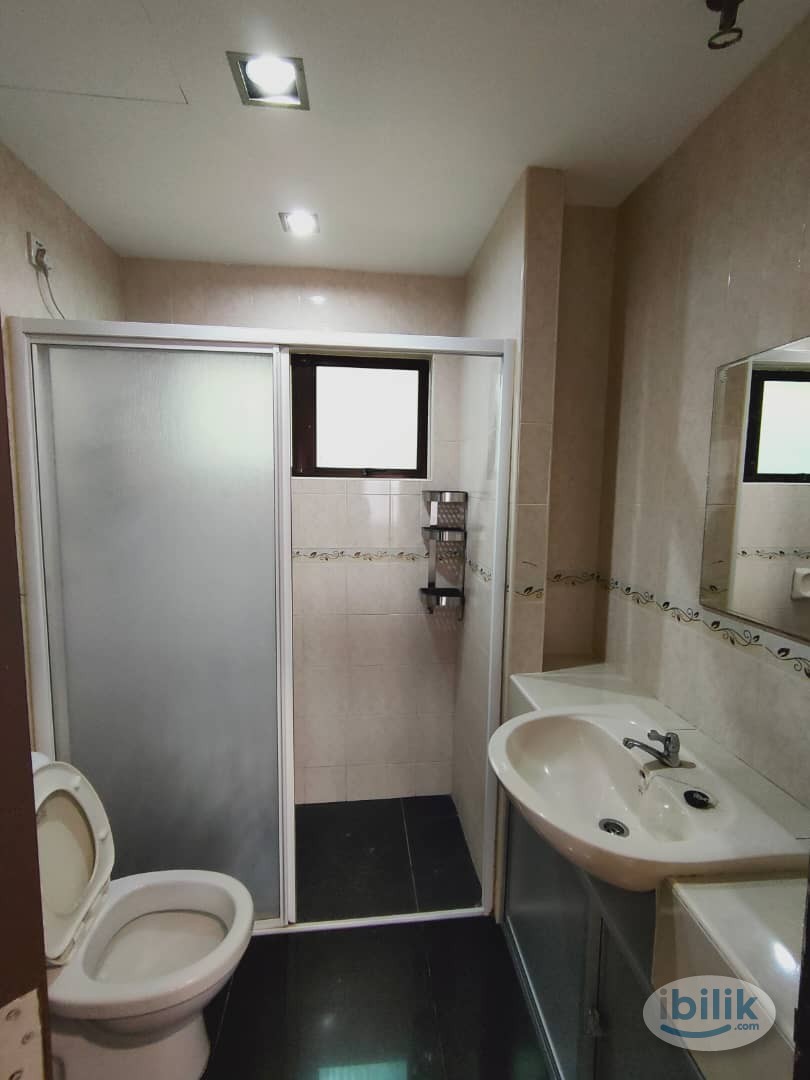 Nice Fully furnished Master room for rent near Bandar Utama MRT - Image 3