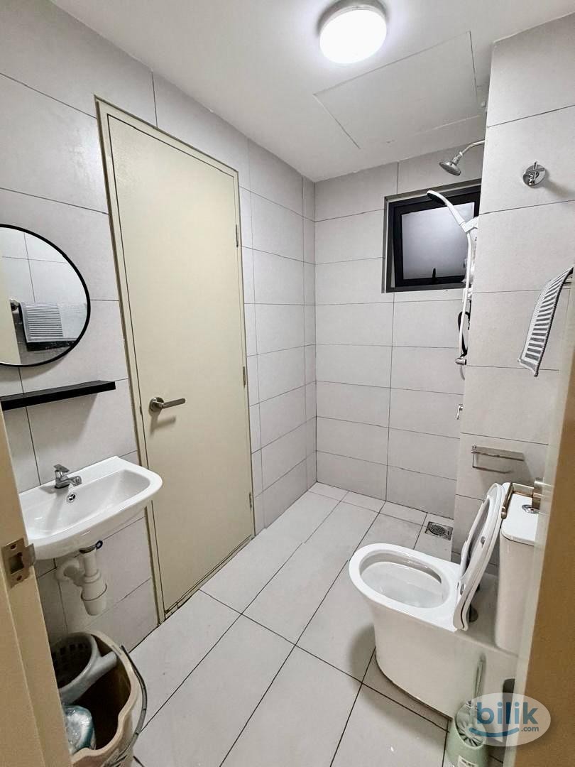 Seiring Residensi Rooms for Rent – Fully Furnished @ Female Unit - Image 2