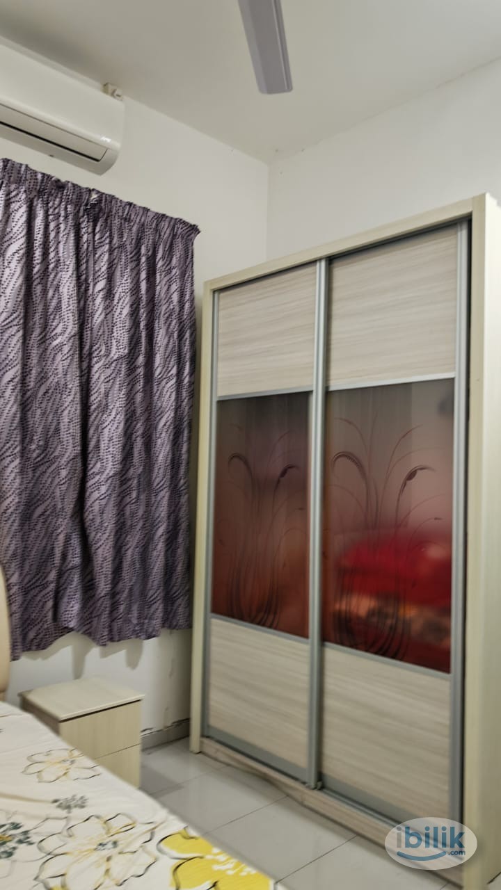 Middle Room at Kemaman, Terengganu - Image 3
