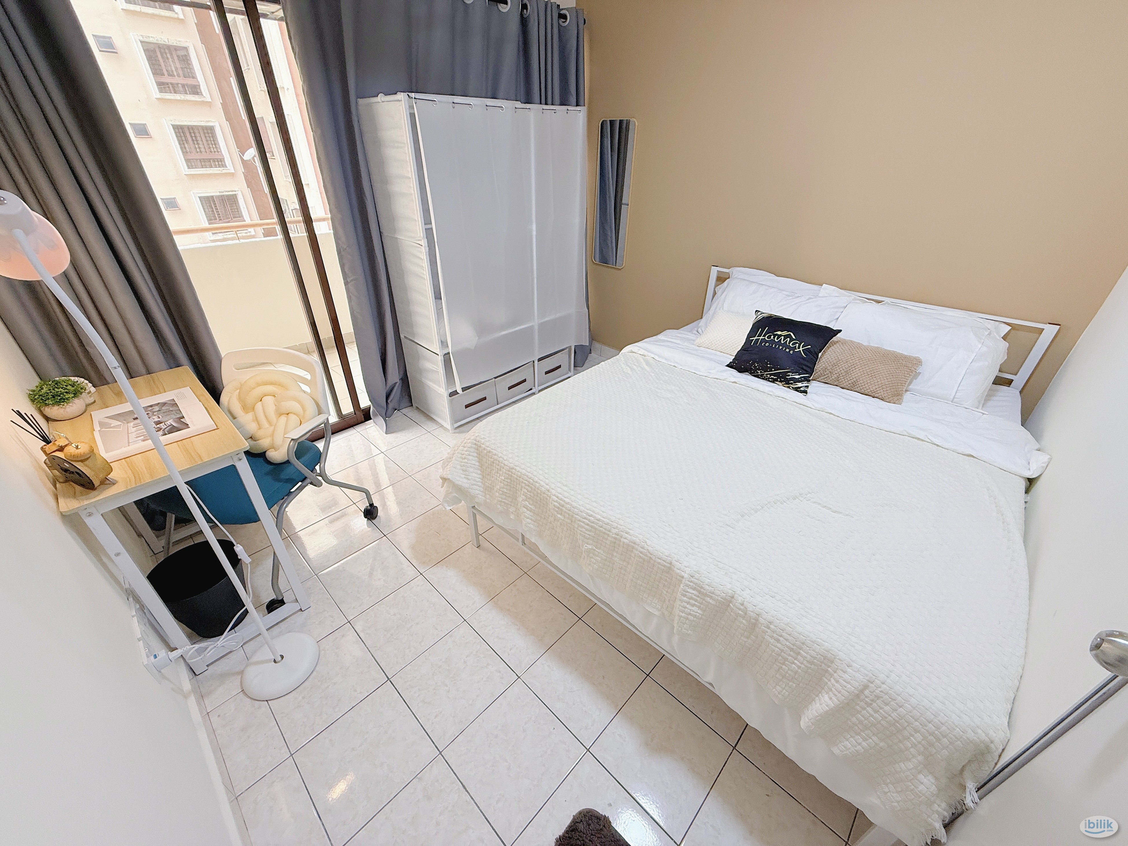 🥇 Renting out Nice Mix gender Balcony room at Palm Spring Condo - Image 1