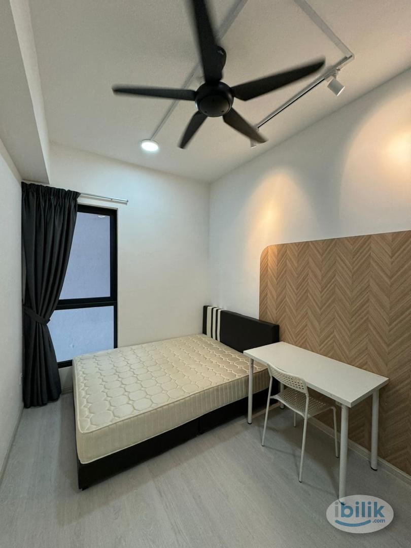Fully Furnished Middle room at Equine Residences Seri Kembangan - Image 1