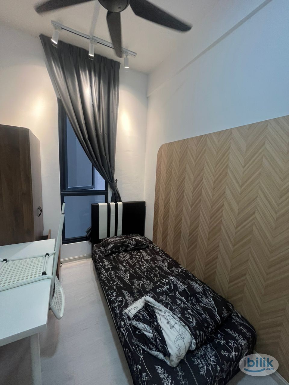 Fully Furnished Single room at Equine Residences Seri Kembangan - Image 1