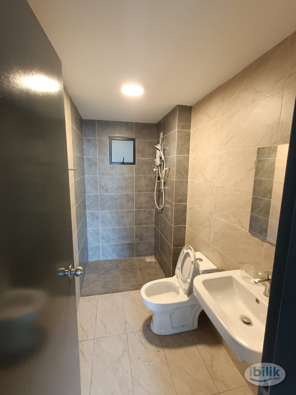 Fully Furnished Single room at The Hipster Taman Desa - Image 5