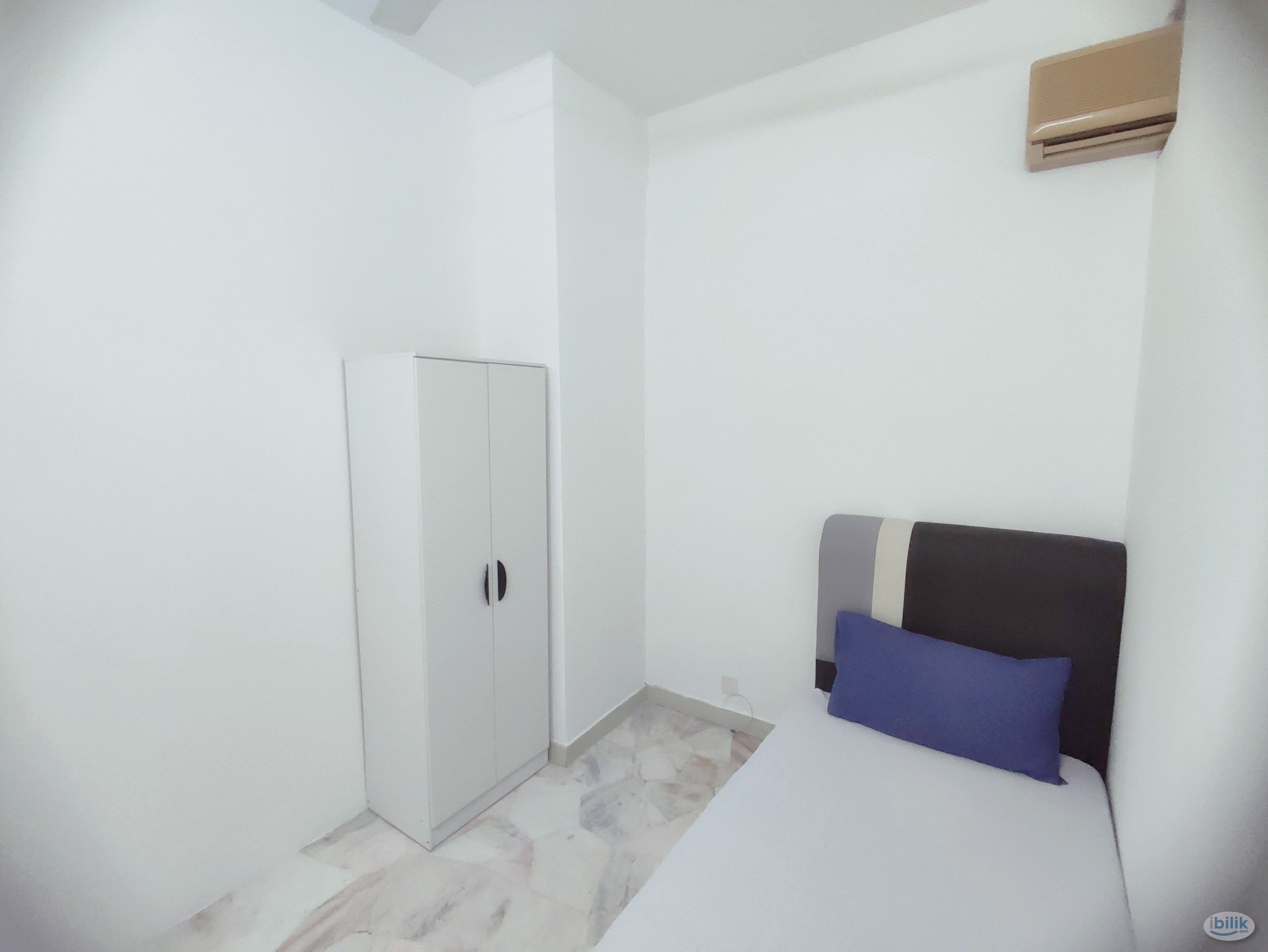 Ttdi Small room for female at Kiara green townhouse - Image 2