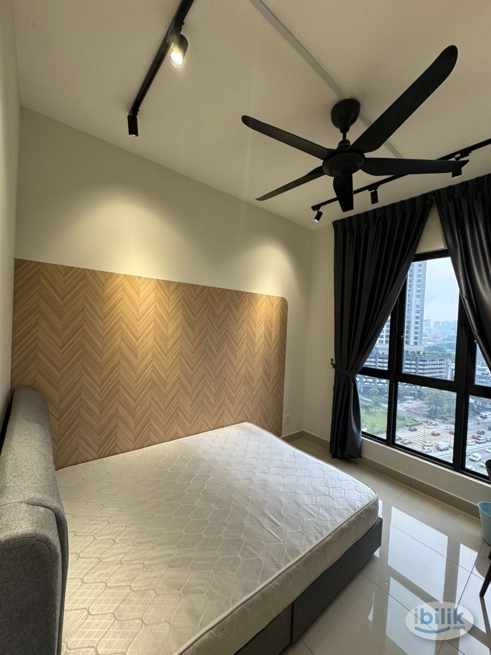 Fully Furnished Middle room F Unit at Platinum Arena Old Klang Road - Image 1