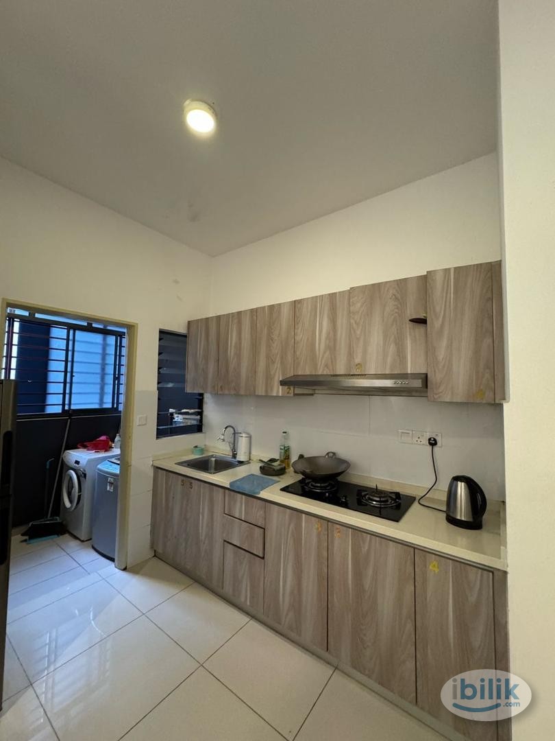 Fully Furnished Middle room at The Hamilton Wangsa Maju Walking to LRT - Image 4