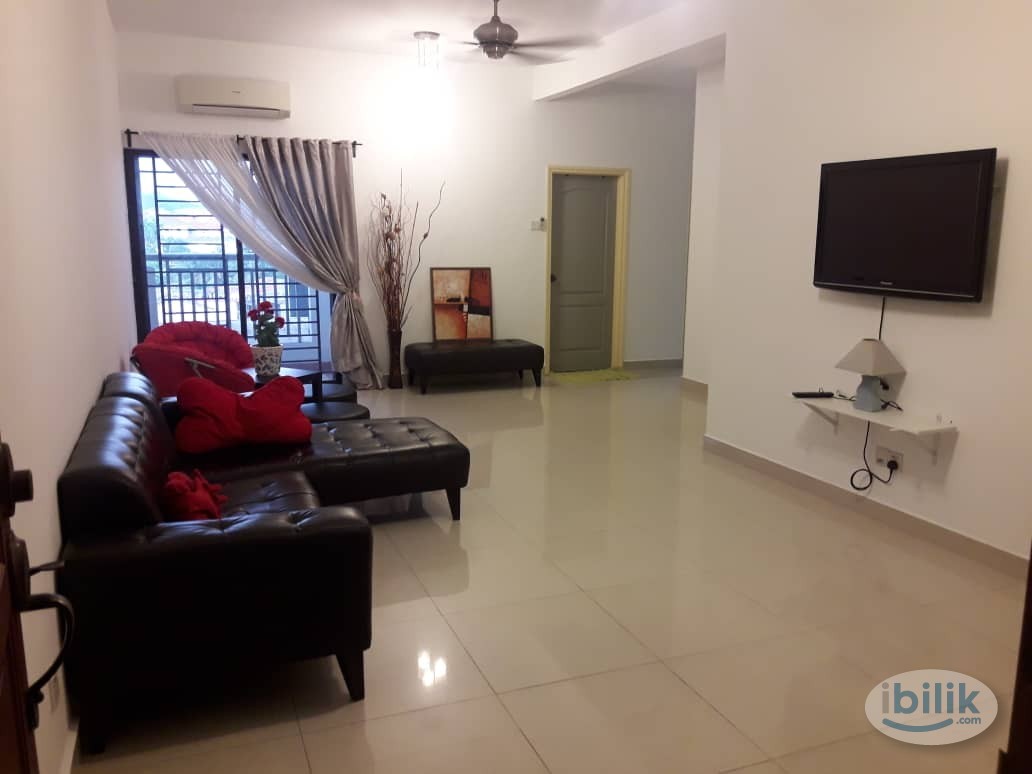 Female master room available at pelangi utama Condominium - Image 4