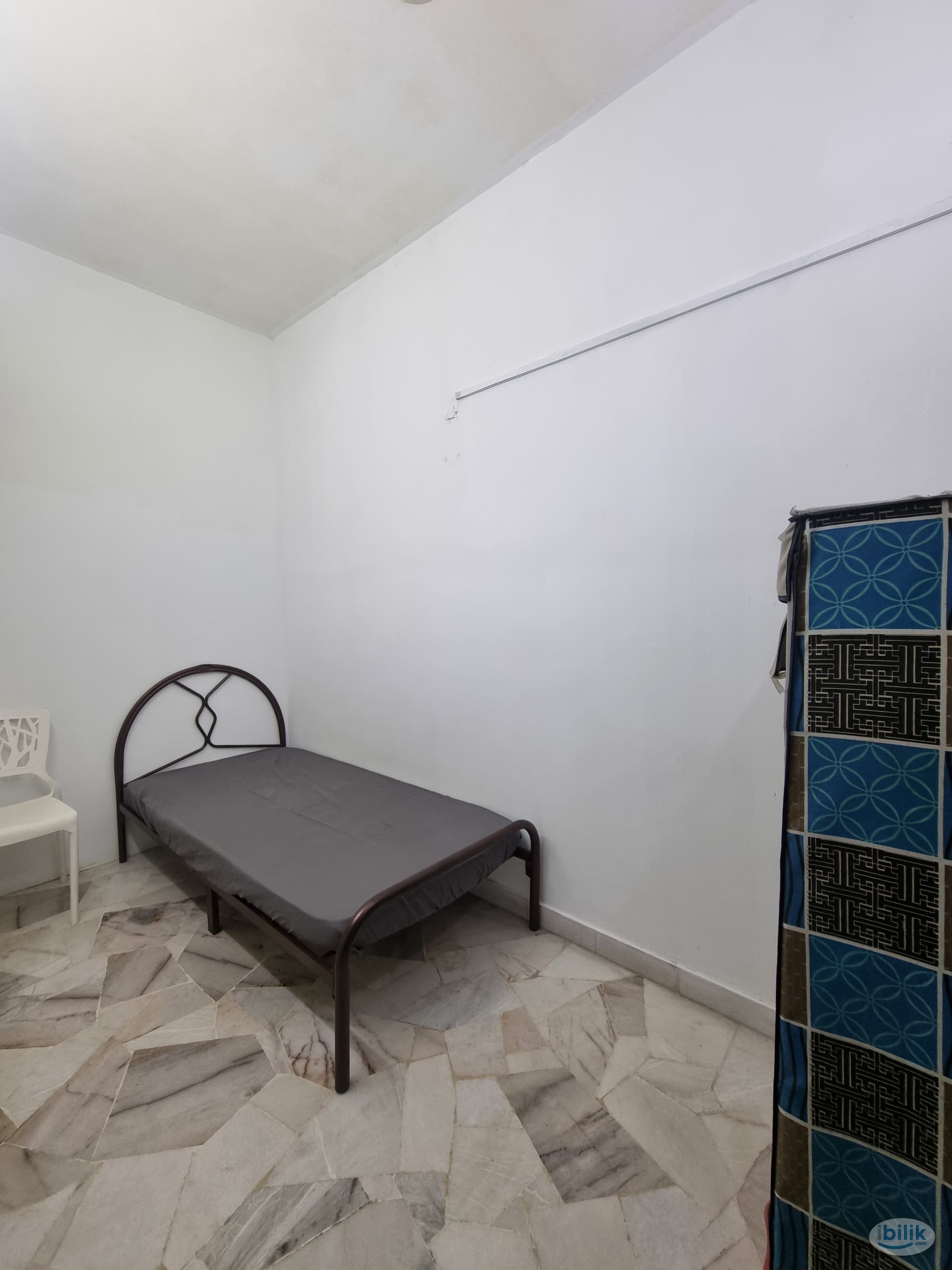 Single Room at Kota Damansara, 5mins to The Strand Mall - Image 1